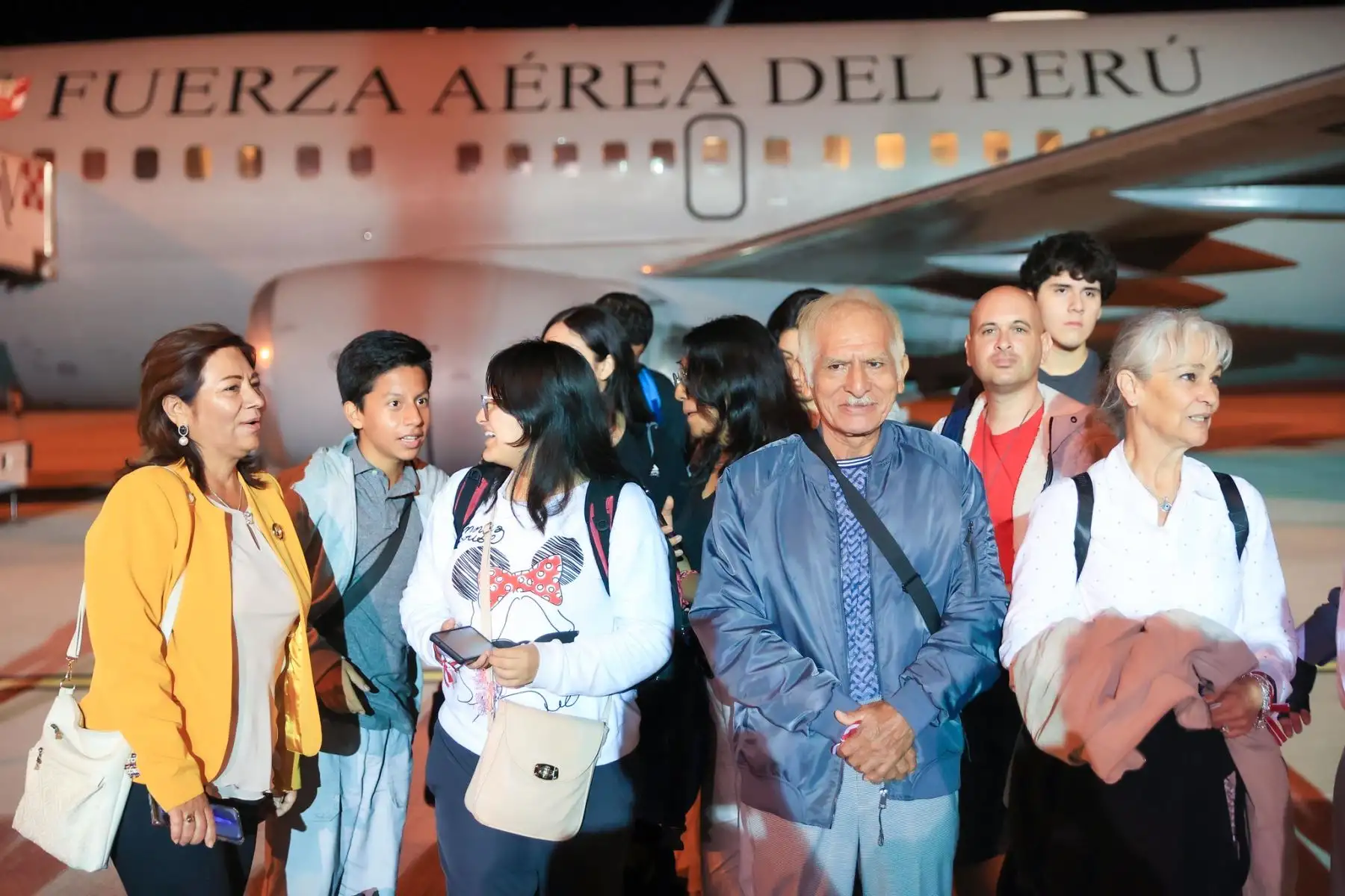 Presidenta de la república, Dina Boluarte, y los peruanos que se encontraban en Israel salen de Roma rumbo a Lima para reencontrarse con sus familias.
Foto: ANDINA/ Prensa Presidencia