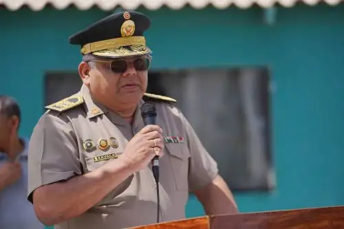 El general PNP José Zavala Chumbiauca asumió funciones como nuevo jefe del Frente Policial Ica. Foto:  Genry Bautista