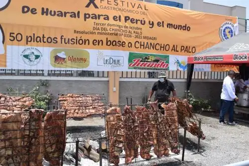 Hoy domingo se desarrollará la jornada final del X Festival del Chancho al Palo y se espera una gran presencia de visitantes mayoritariamente de nuestra ciudad capital.