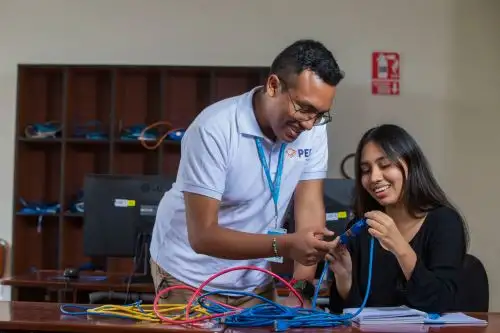 Becas de Osiptel.