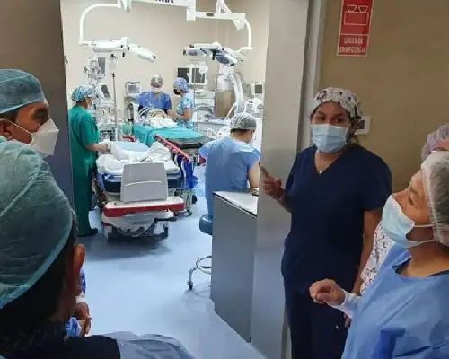 El Ministerio de Salud remarcó que el virus de la rabia no se contagia entre humanos y por ello pidió no estigmatizar a las personas que sufren de esta enfermedad.