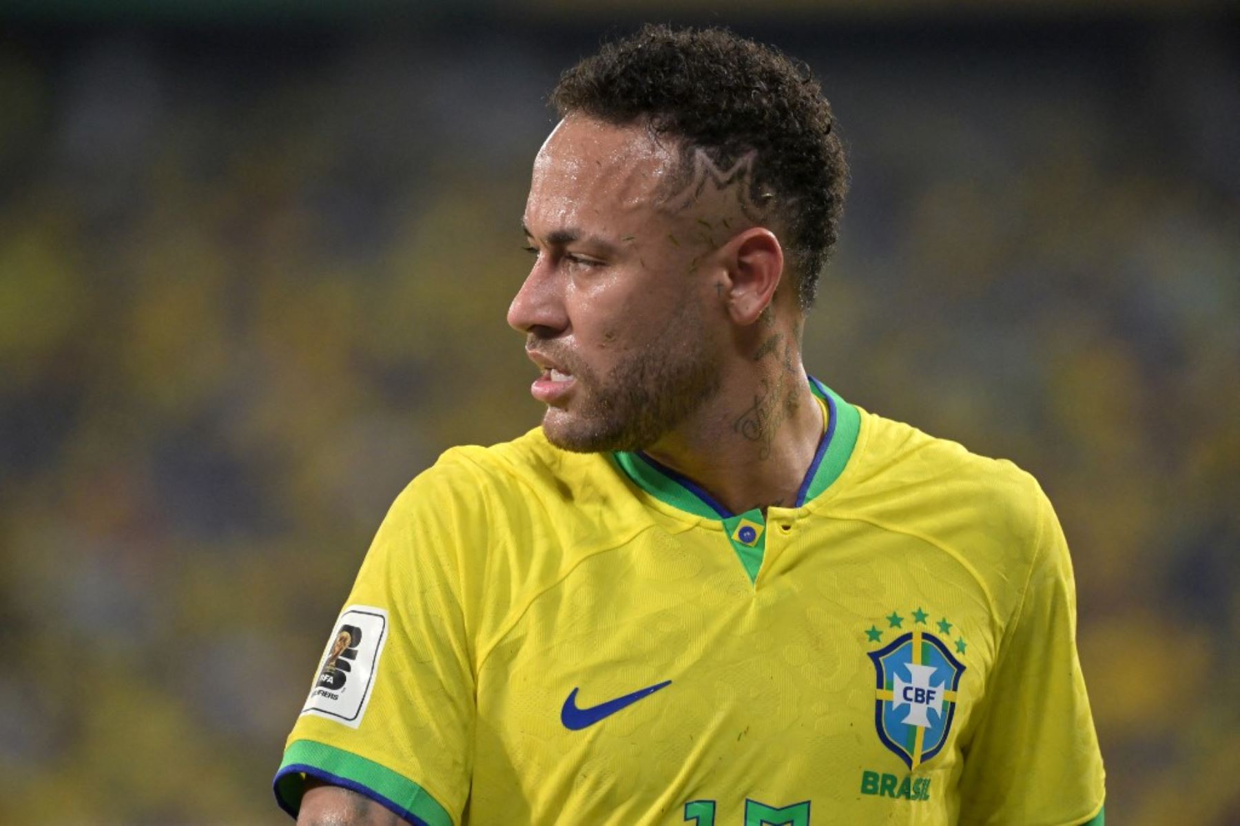 Neymar volverá a estar un largo periodo inactivo tras sufrir dura lesión