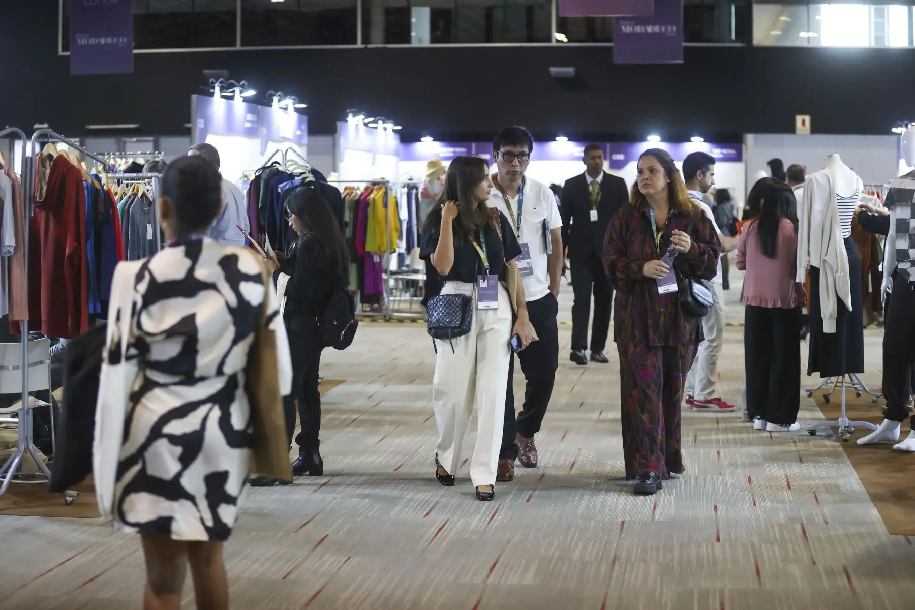 El Perú Moda Deco, organizado por la Comisión de Promoción del Perú para la Exportación y el Turismo (Promperú), se inauguró hoy con la participación de 200 expositoras peruanas, que mostrarán al mundo lo mejor de nuestra producción en el sector textil-confecciones y artículos de decoración.

Foto: ANDINA/Juan Carlos Guzmán Negrini