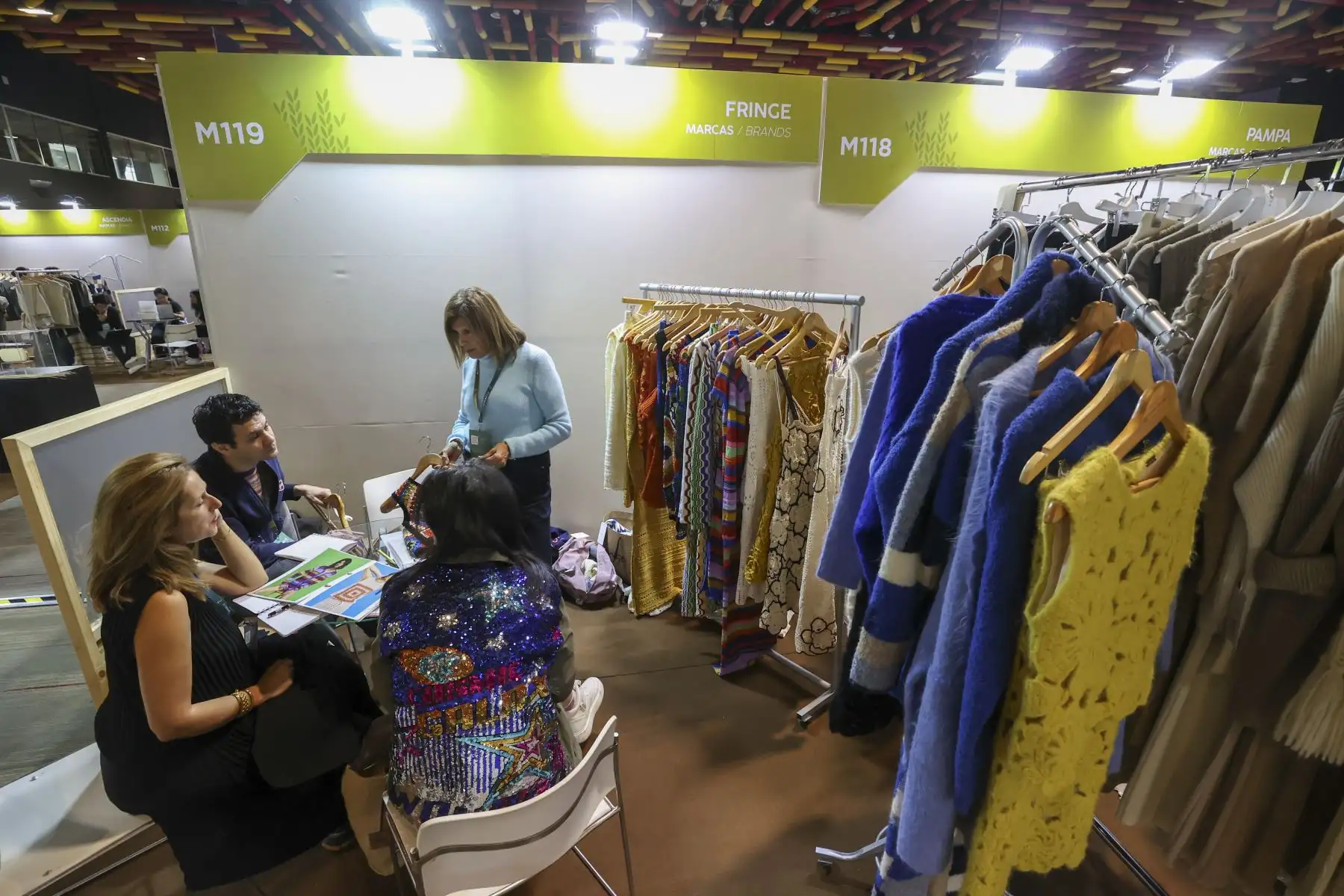 El Perú Moda Deco, organizado por la Comisión de Promoción del Perú para la Exportación y el Turismo (Promperú), se inauguró hoy con la participación de 200 expositoras peruanas, que mostrarán al mundo lo mejor de nuestra producción en el sector textil-confecciones y artículos de decoración.

Foto: ANDINA/Juan Carlos Guzmán Negrini