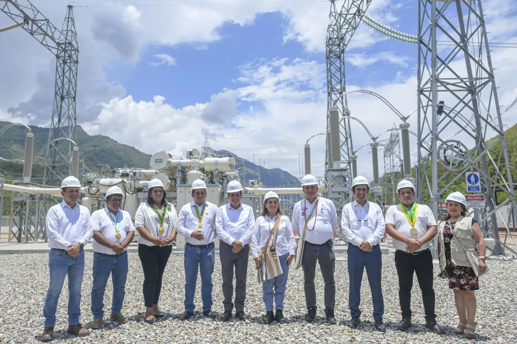 La presidenta Dina Boluarte participó en la inauguración del proyecto de transmisión eléctrica “Enlace 500kV Mantaro -Nueva Yanango – Carapongo y Subestaciones Asociadas (COYA)". Foto: ANDINA/ Prensa Presidencia