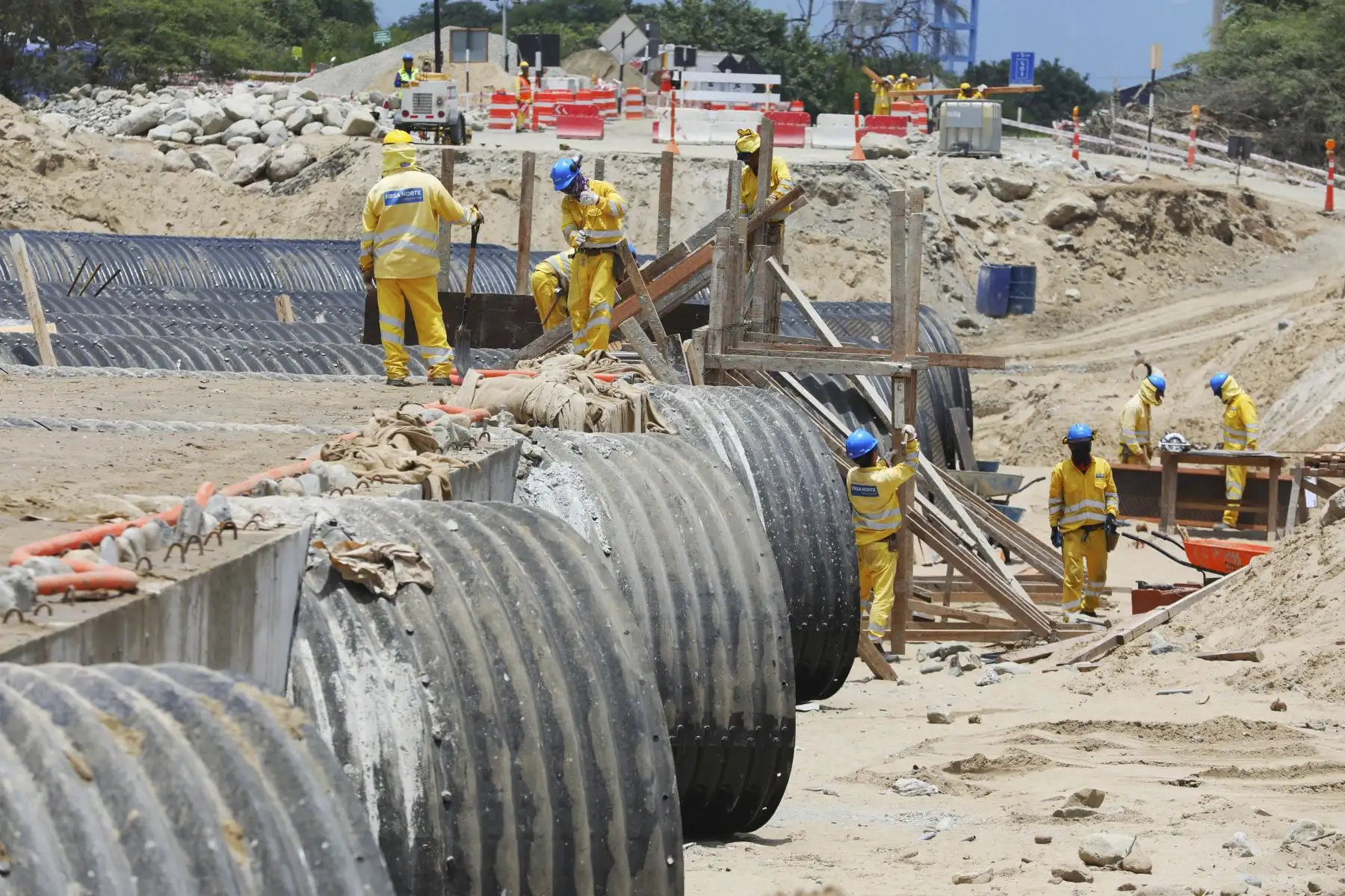 Presidenta Boluarte sobrevoló obras de prevención en ríos de Lambayeque ante fenómeno El Niño.
Foto: ANDINA/Prensa Presidencia