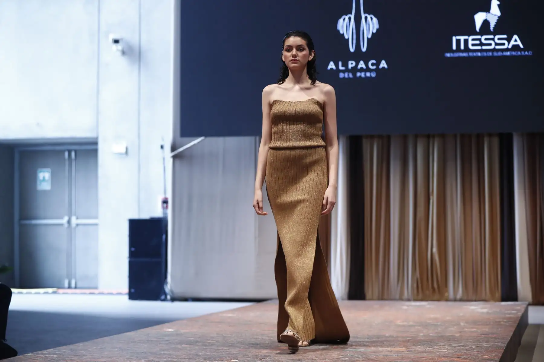 En el Centro de Convenciones Lima de San Borja se realizaron las pasarelas “Perú Textiles” y Alpacas del Perú”, organizadas por Promperú, en el marco del Perú Moda Deco 2023.Foto: ANDINA/ Daniel Bracamonte