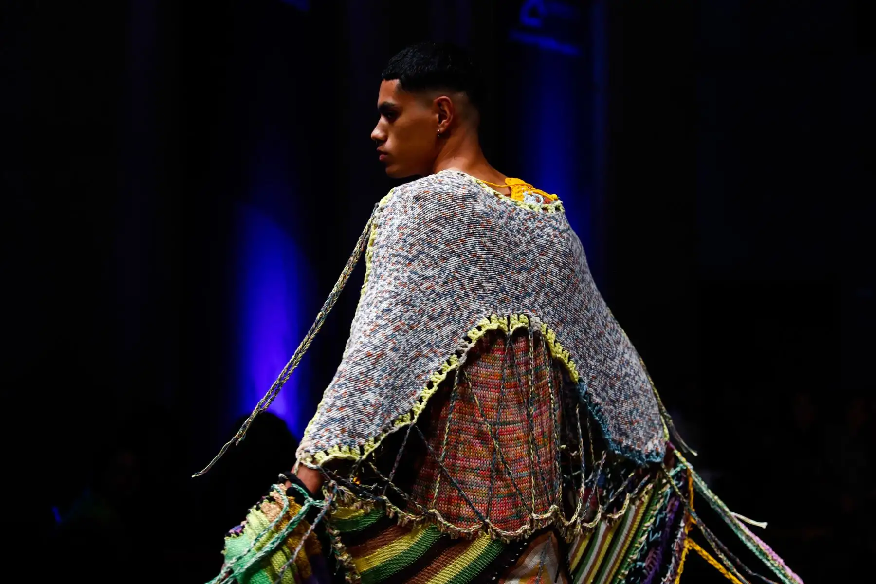 Estos son los originales diseños de Leslie Larenas, la joven arequipeña ganadora del concurso Jóvenes Creadores al Mundo, atuendos inspirados en la cultura peruana. Foto: ANDINA/Daniel Bracamonte
