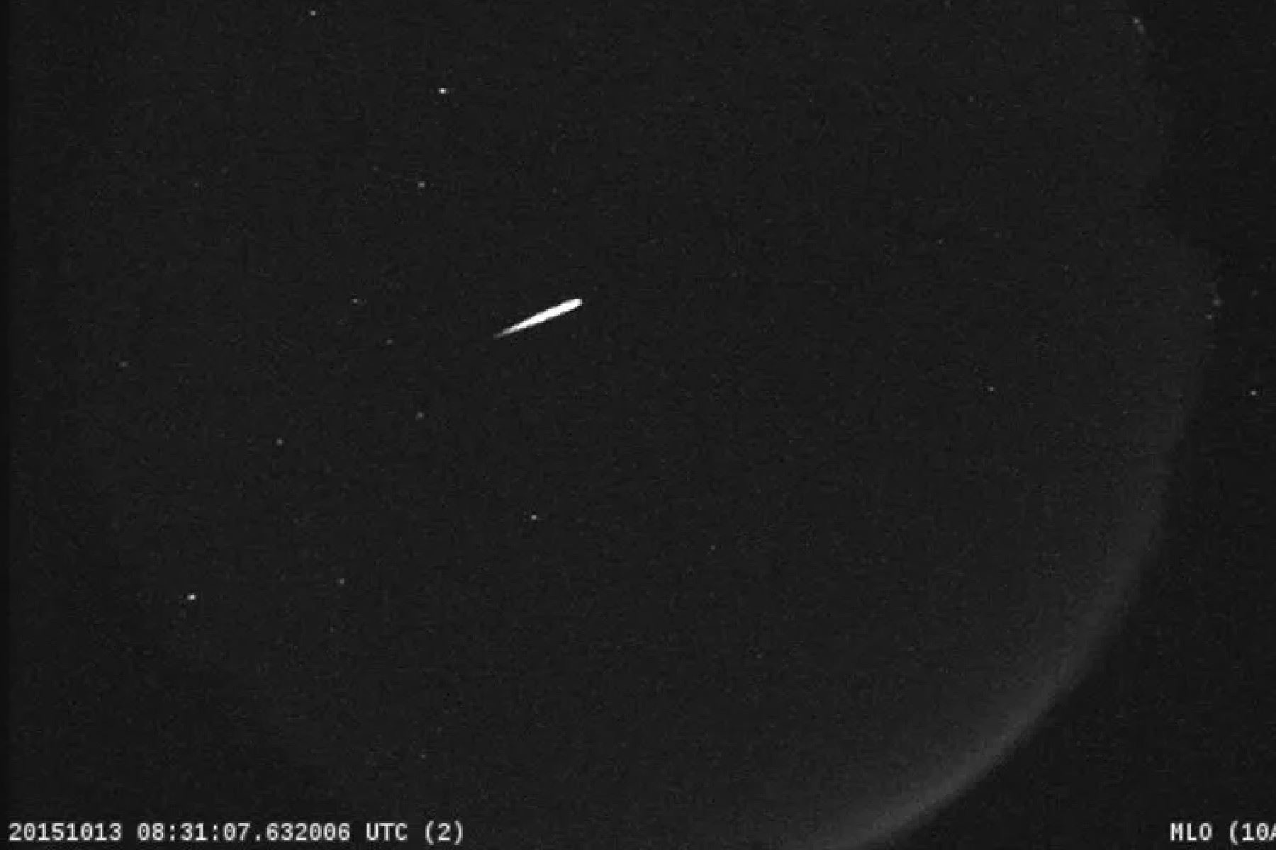 Los meteoros Oriónidas aparecen cada año cuando la Tierra viaja a través de un área del espacio llena de escombros del cometa Halley. Foto: NASA