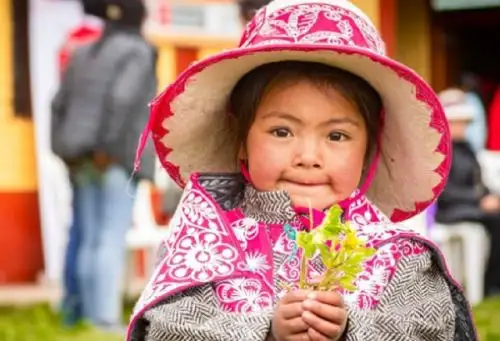 Con el lema “Con punche Perú para reducir la pobreza y la desigualdad”, el Ministerio de Desarrollo e Inclusión Social (Midis) organiza la XI Semana de la Inclusión Social, que se realizará en Lima del 24 al 27 de octubre y que se 
enfocará en la importancia del cierre de brechas, eliminar la exclusión social y abordar las prioridades de la agenda pública en desarrollo e inclusión social.