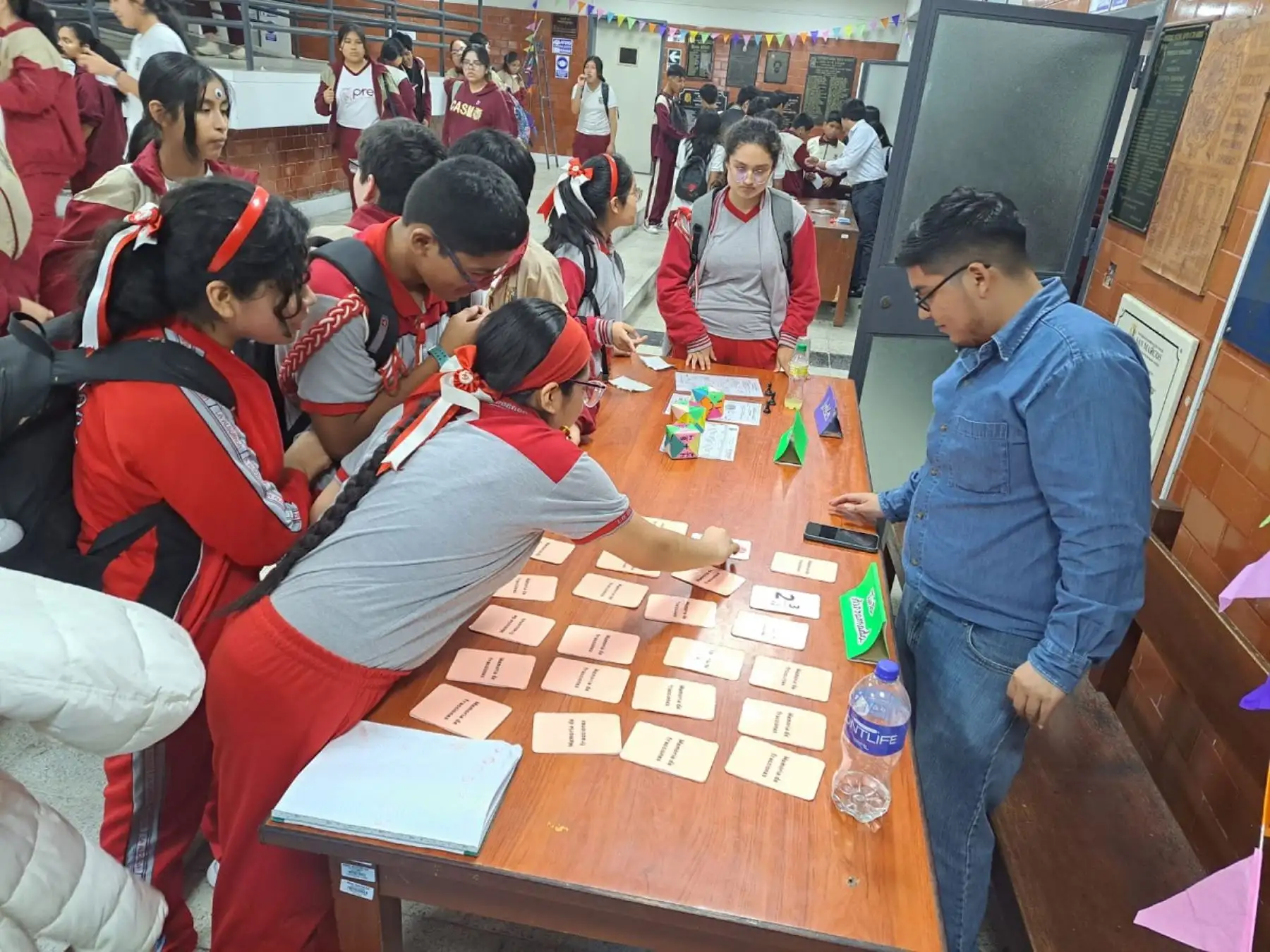 El Mate Fest es organizado por los alumnos de la especialidad de Matemática y Física de la Escuela Profesional de Educación de la Universidad Nacional Mayor de San Marcos, Fotos: Karina Garay R.