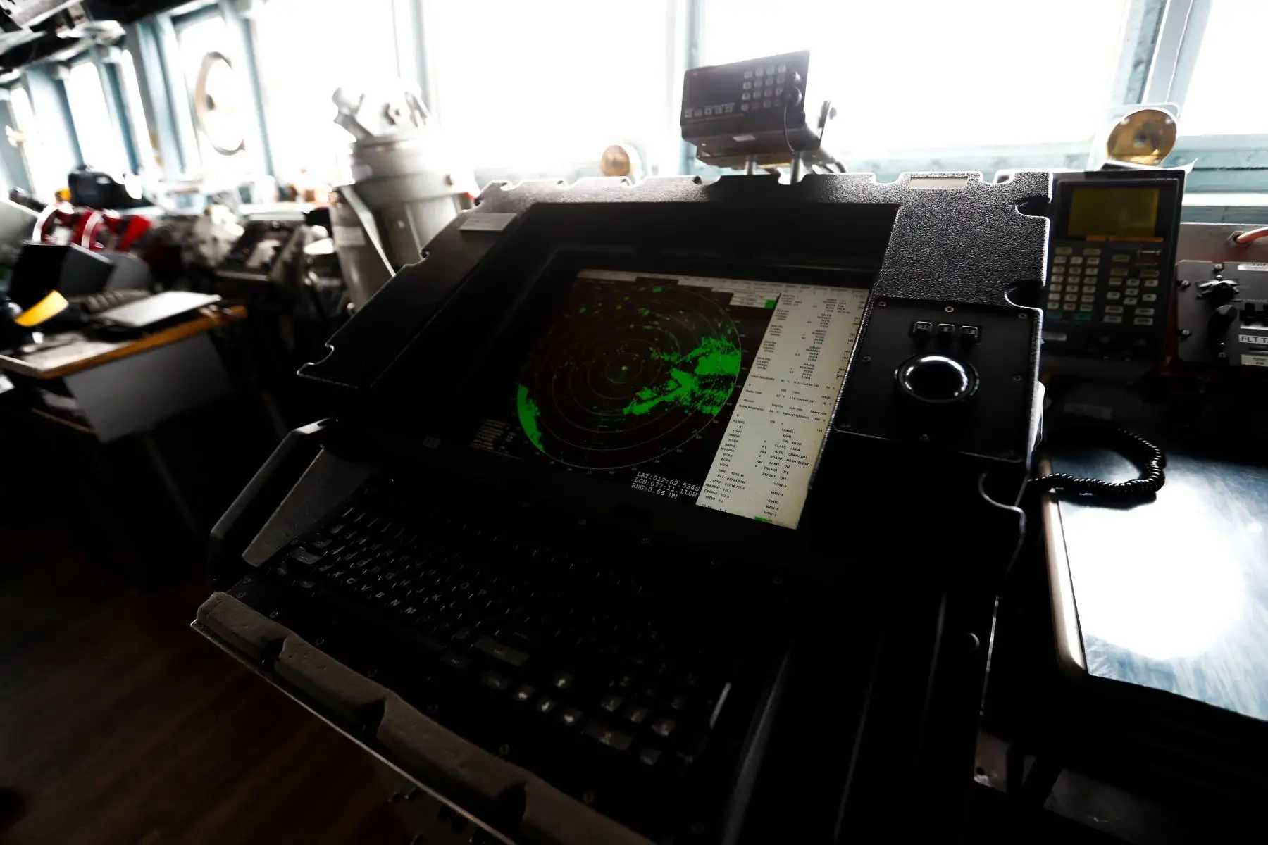 Esta es la torre de control del buque de guerra USS Momsen de la Armada de los Estados Unidos, que actualmente se encuentra fondeado frente a las costas del Callao para participar en el ejercicio multinacional SIFOREX Silent Firce Exercise XII 2023. Foto: ANDINA/Daniel Bracamonte