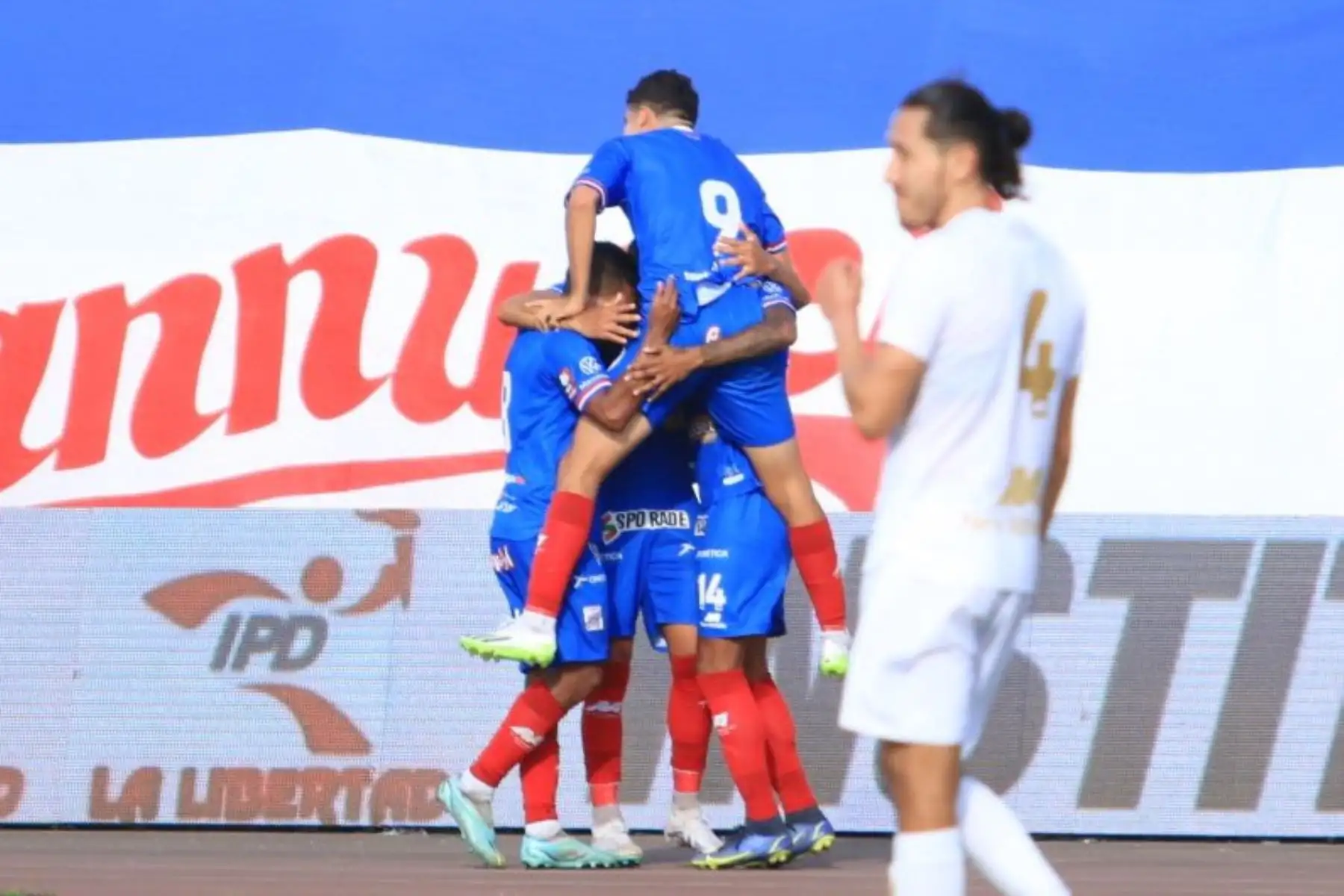 Carlos Mannucci  vence 3 a 2 al  Binacional Foto: Liga 1