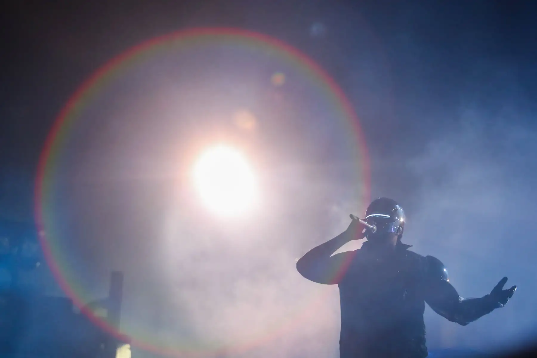 The Weeknd en Lima: Miles de fanáticos del artista canadiense se congregaron en el estadio de la Universidad Mayor de San Marcos para disfrutar de espectacular concierto lleno de luces y un genial puesta en escena.
 Foto: ANDINA/Ricardo Cuba