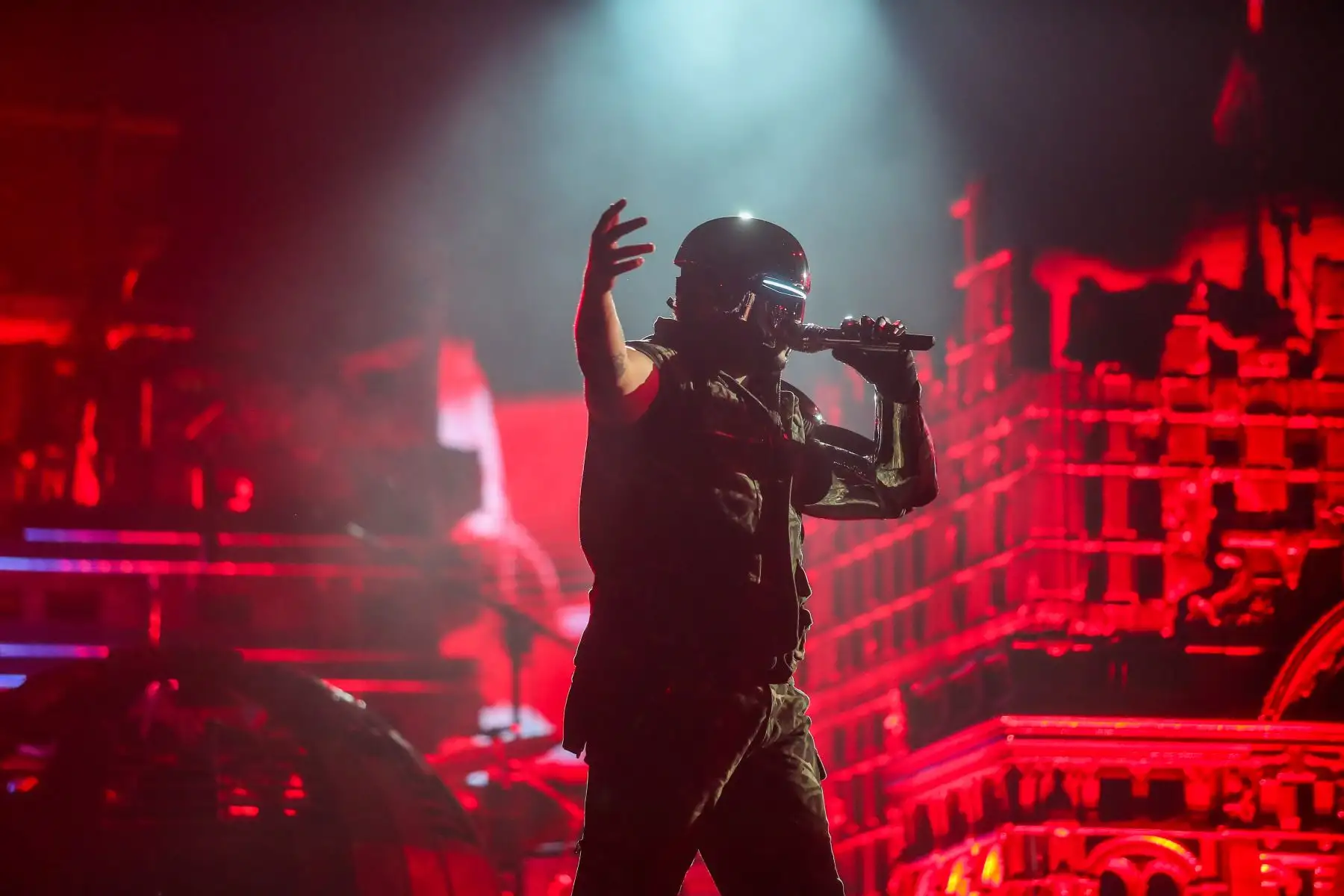 The Weeknd en Lima: Miles de fanáticos del artista canadiense se congregaron en el estadio de la Universidad Mayor de San Marcos para disfrutar de espectacular concierto lleno de luces y un genial puesta en escena.
 Foto: ANDINA/Ricardo Cuba