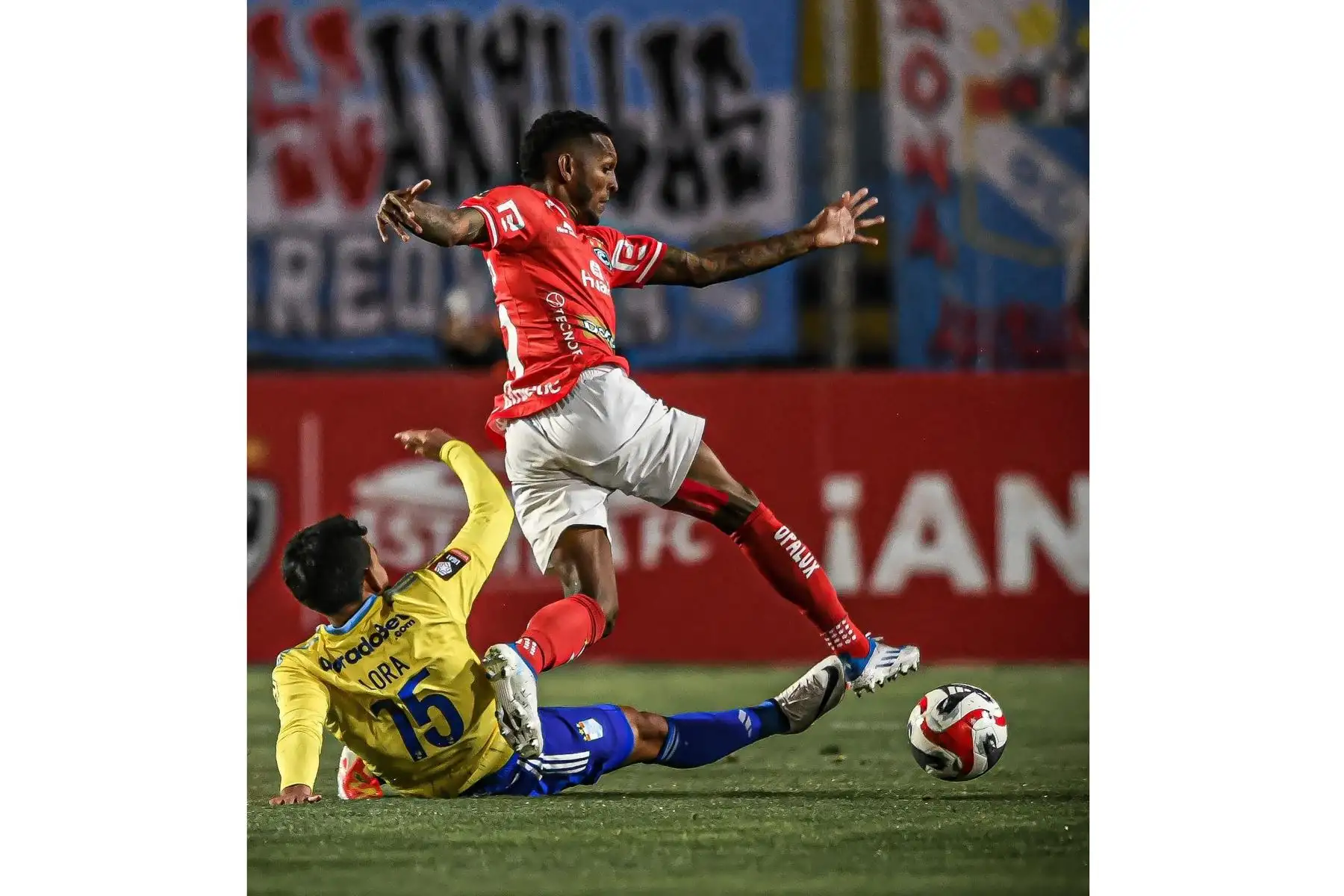 Cienciano del Cusco derrota por la mínima diferencia al Sporting Cristal por penúltima fecha del torneo clausura Foto:@LigaFutProf