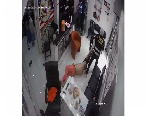 Falsos policías secuestraron a un empresario en la ciudad de Trujillo.