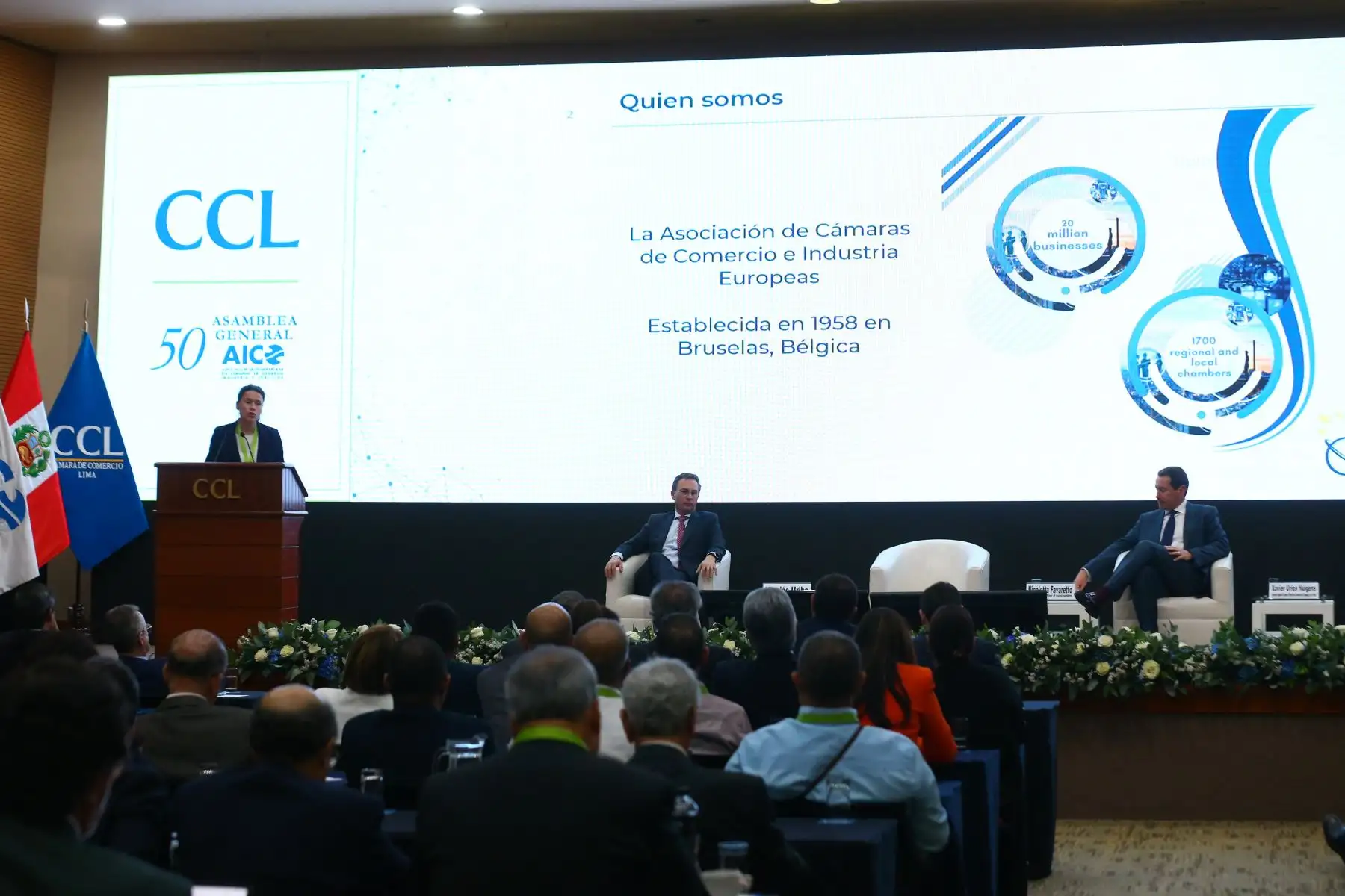 La Cámara de Comercio de Lima es sede de la 50 Asamblea General de la Asociación Iberoamericana de Cámaras de Comercio ,Industria y Servicios. En el evento participan,representantes de las cámaras de Madrid ,Bogota ,el BIF y destacados referentes internacionales.
Foto: ANDINA/Eddy Ramos