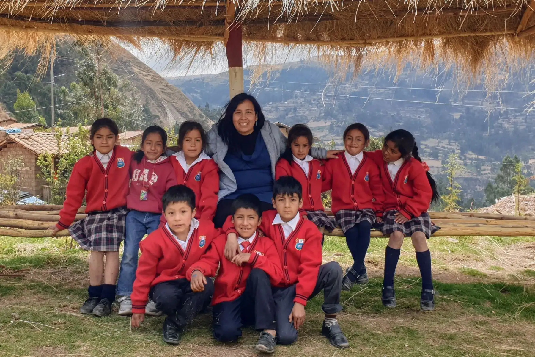 Ella es Miriam Cabezas, ganadora de las Palmas Magisteriales 2022, en la categoría de Maestro. Es directora de la escuela rural multigrado N°55006-11, ubicada en la comunidad de Santiago Pata, en el distrito de Huancaray, provincia de Andahuaylas, Apurimac.
Foto: Archivo personal