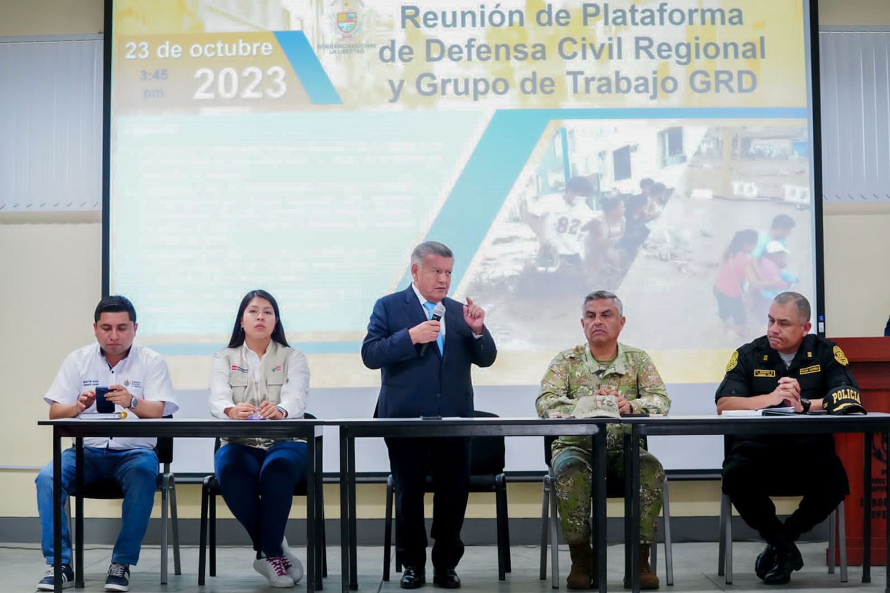 El gobernador de La Libertad, César Acuña, anunció que en noviembre empezarán las intervenciones de prevención ante El Niño. Foto: ANDINA/Difusión