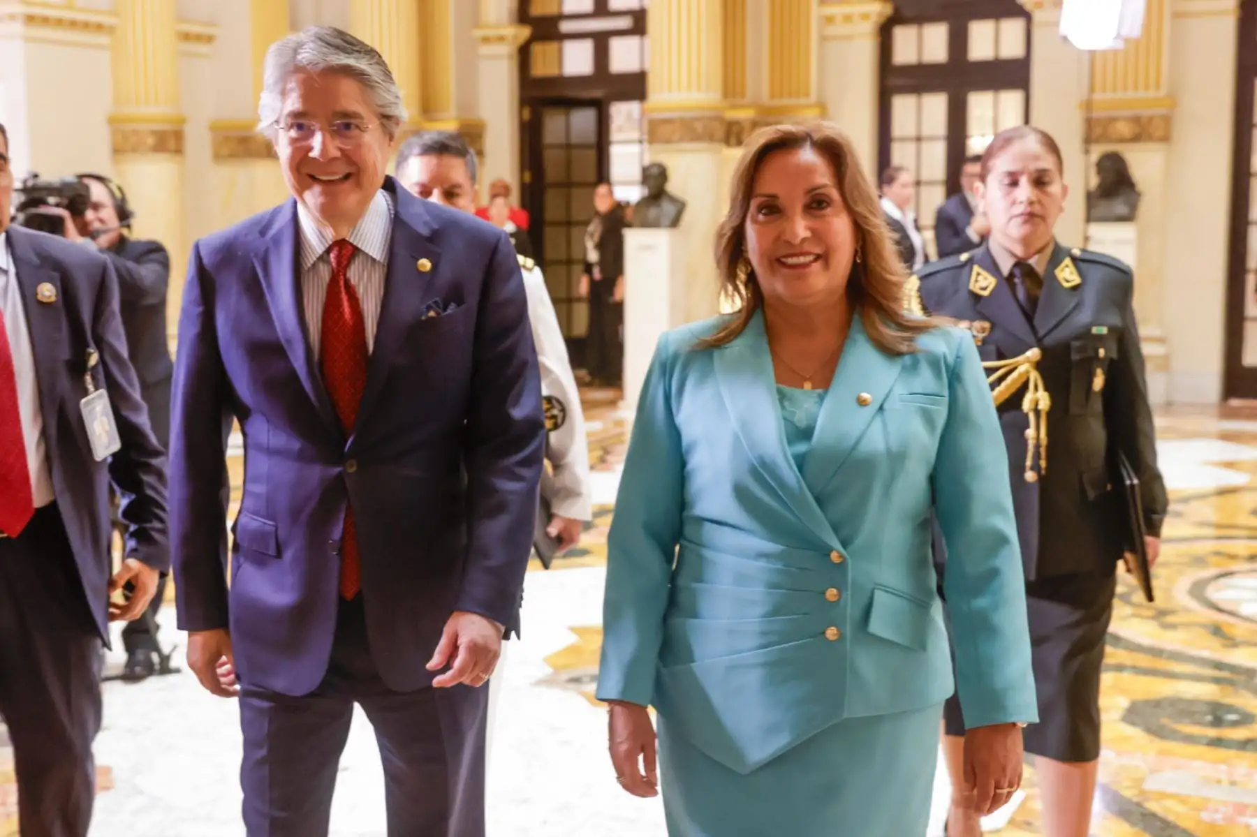 Presidenta de la república, Dina Boluarte, y el mandatario de Ecuador, Guillermo Lasso, participan en la ceremonia de conmemoración por el 25.° aniversario de la Suscripción de los Acuerdos de Paz de Brasilia. Foto: ANDINA/ Prensa Presidencia