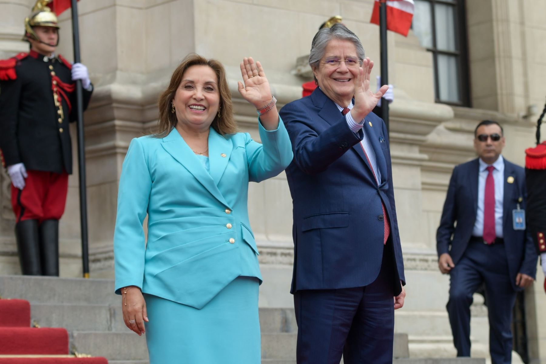 Presidentes de Perú, Dina Boluarte, y de Ecuador, Guillermo Lasso. ANDINA/Difusión
