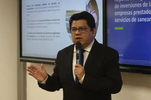 No podemos decir que las tarifas estén retrasadas en el Perú, pues responden a costos, manifestó.  ANDINA/Héctor Vinces