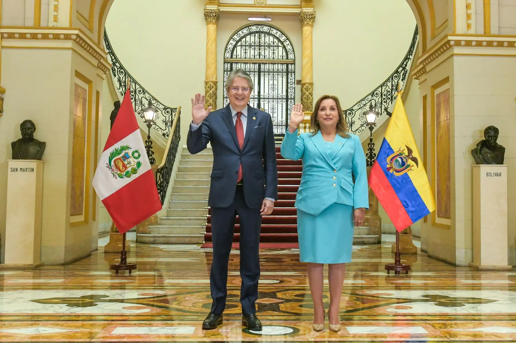 Presidenta de la república, Dina Boluarte, y el mandatario de Ecuador, Guillermo Lasso, participan en la ceremonia de conmemoración por el 25.° aniversario de la Suscripción de los Acuerdos de Paz de Brasilia. Foto: ANDINA/ Prensa Presidencia
