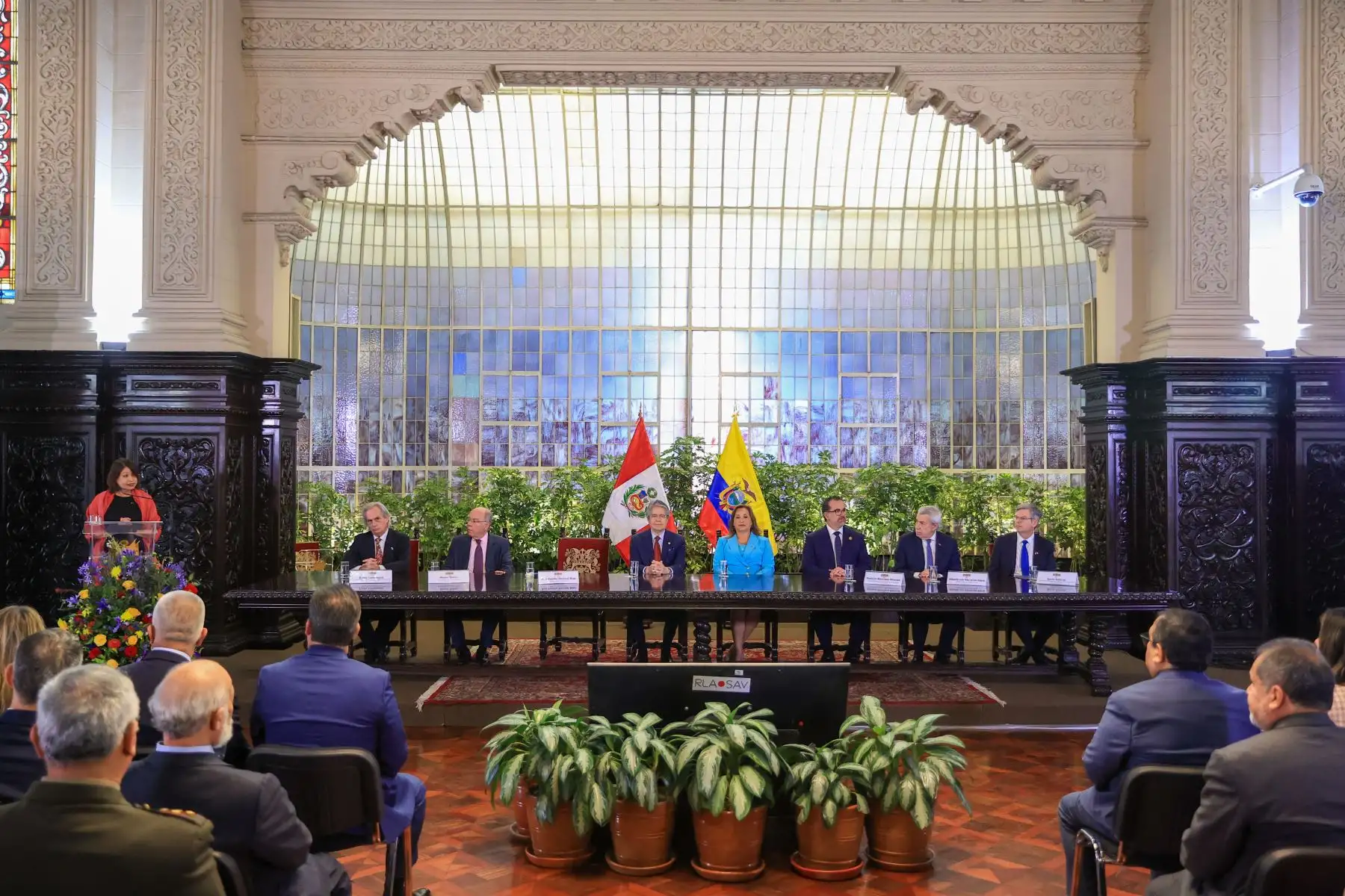 Presidenta de la república, Dina Boluarte, y el mandatario de Ecuador, Guillermo Lasso, participan en la ceremonia de conmemoración por el 25.° aniversario de la Suscripción de los Acuerdos de Paz de Brasilia. Foto: ANDINA/ Prensa Presidencia