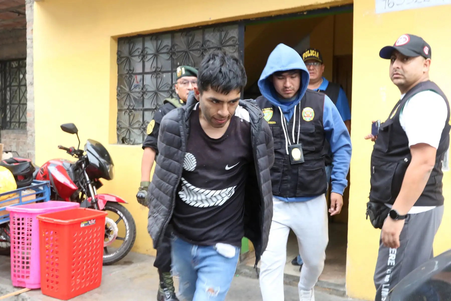 Grupo Terna del Escuadrón Verde ubica la guarida de la temida banda criminal LOS MUÑECOS DIABÓLICOS DE INDEPENDENCIA. Foto: ANDINA/Héctor Vinces