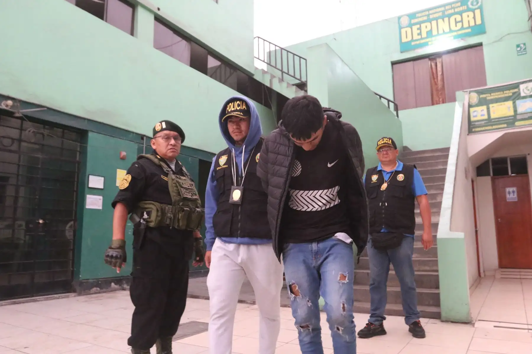 Grupo Terna del Escuadrón Verde ubica la guarida de la temida banda criminal LOS MUÑECOS DIABÓLICOS DE INDEPENDENCIA. Foto: ANDINA/Héctor Vinces