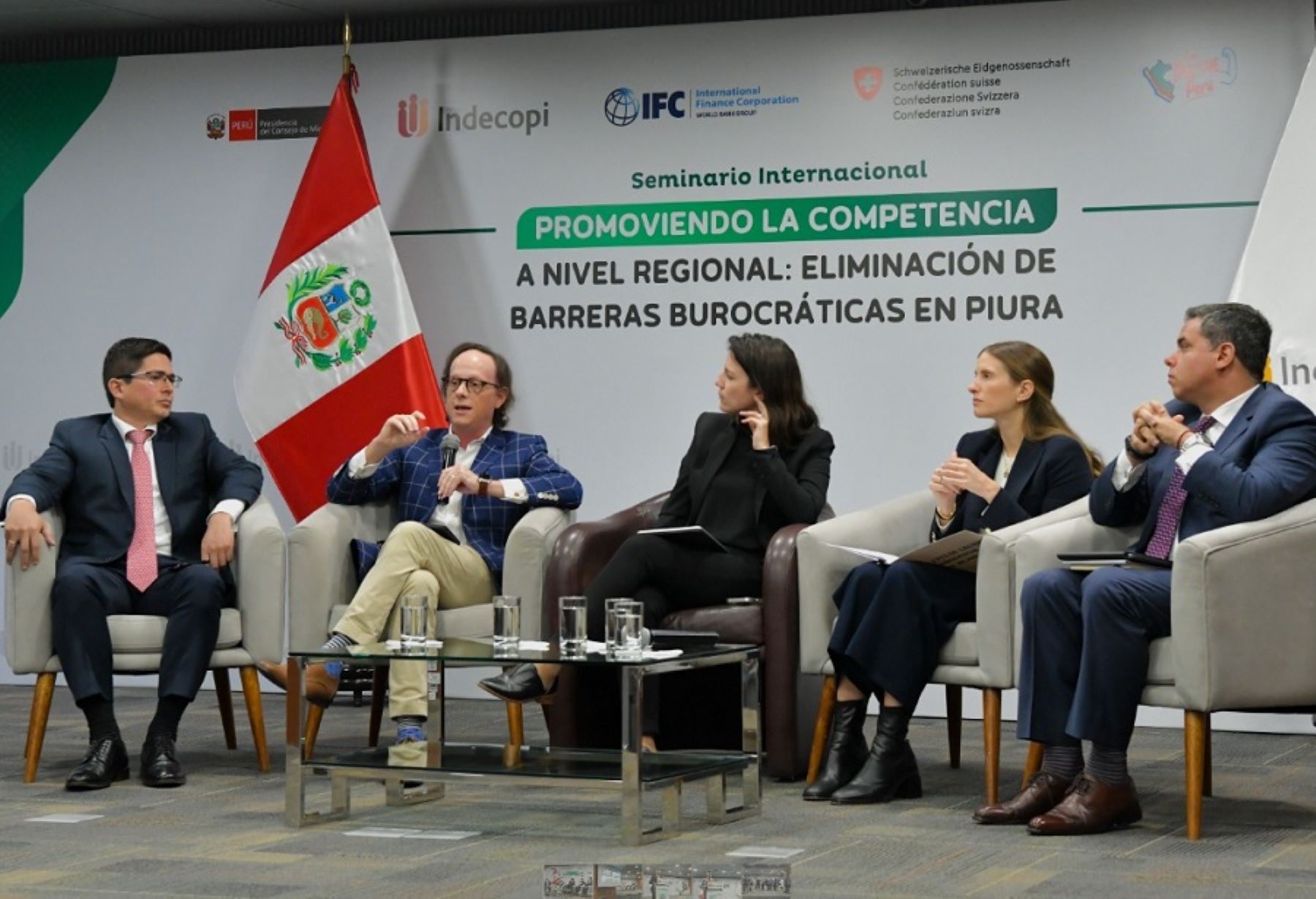 El Indecopi, a través de la Secretaría Técnica Regional de Eliminación de Barreras Burocráticas (SRB), logró eliminar voluntariamente, en la región Piura, 51 barreras burocráticas que afectaban a los sectores económicos de Comercio, Telecomunicaciones, Transportes y Construcción.