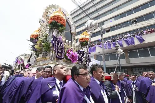 Hermandades del Señor de los Milagros en todo el mundo levantarán su anda hoy sábado 4. Foto: ANDINA/Vidal Tarqui
