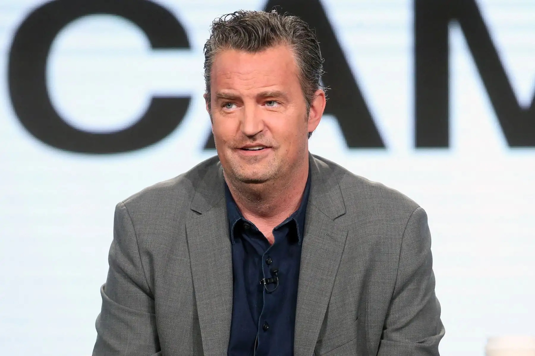 El actor Matthew Perry del programa de televisión 