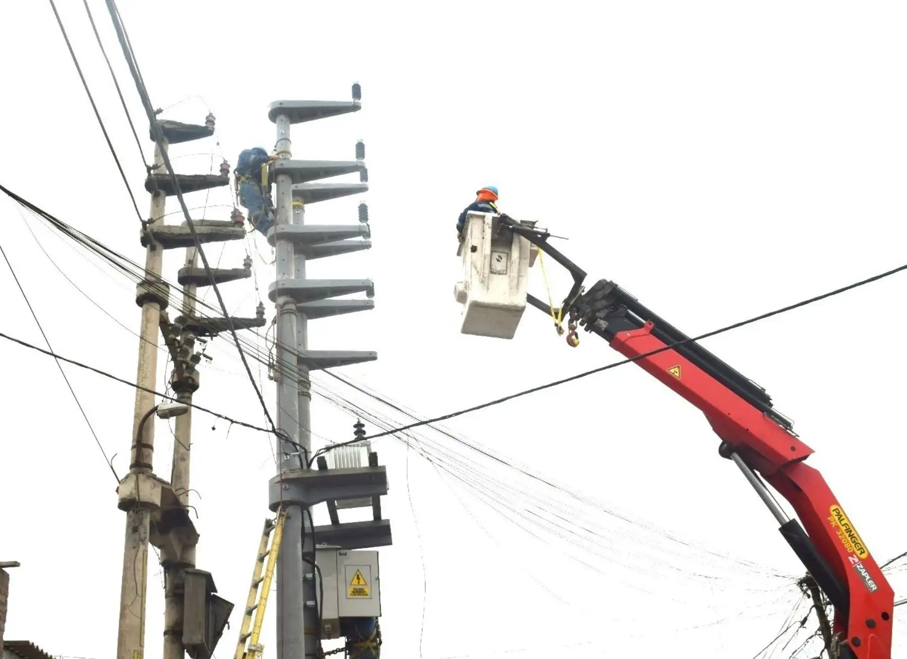 La empresa Hidrandina anunciò que destinará S/ 38 millones para financiar trabajos de reforzamiento de redes eléctricas ante posibles lluvias intensas por el Fenòmeno El Niño.