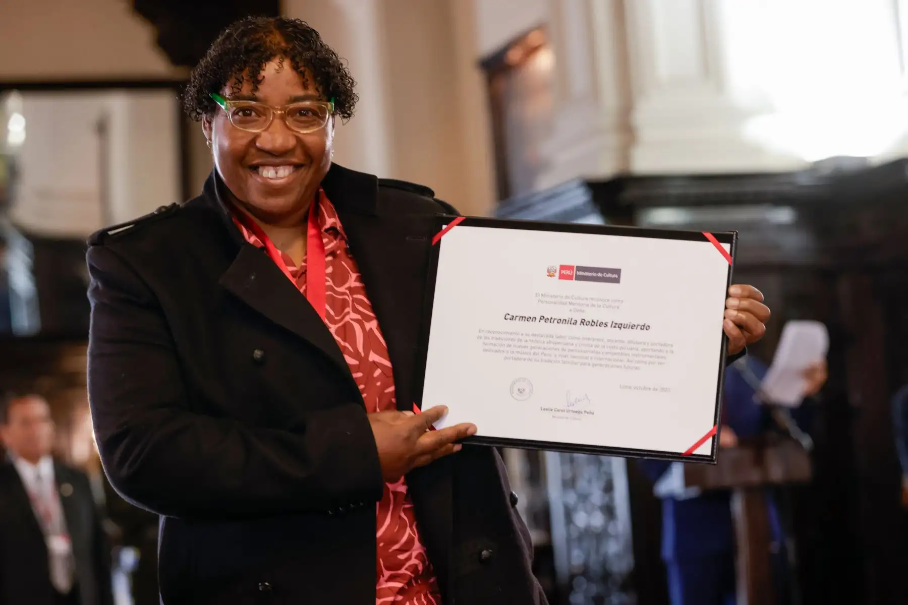 Presidenta de la república, Dina Boluarte, participó en la ceremonia de reconocimiento como Personalidad Meritoria de la Cultura y declaratoria de Patrimonio Cultural de la Nación en el Día de la Canción Criolla. Foto: ANDINA/ Prensa Presidencia