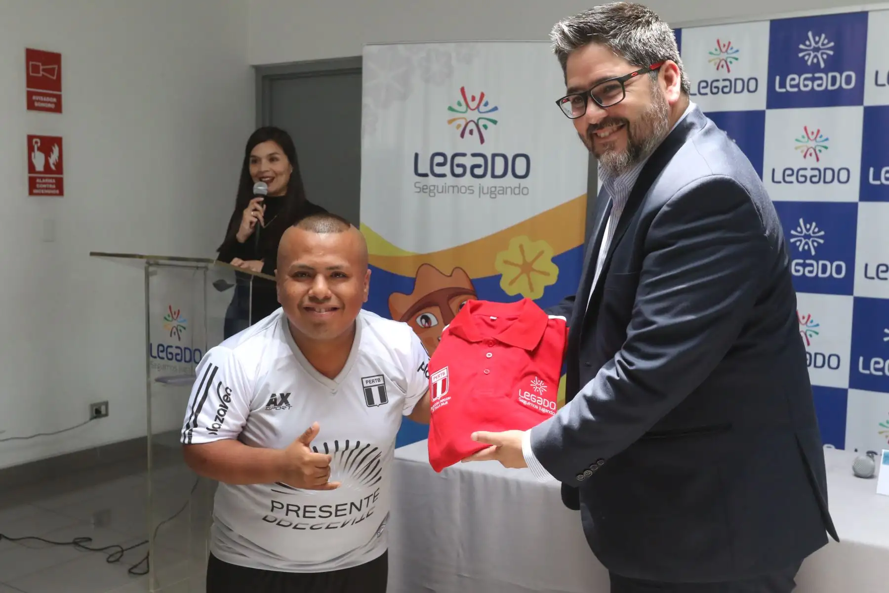 LEGADO, despide a la selección peruana de talla baja que diputará el Mundial en Argentina. FOTO:ANDINA/Hector Vinces