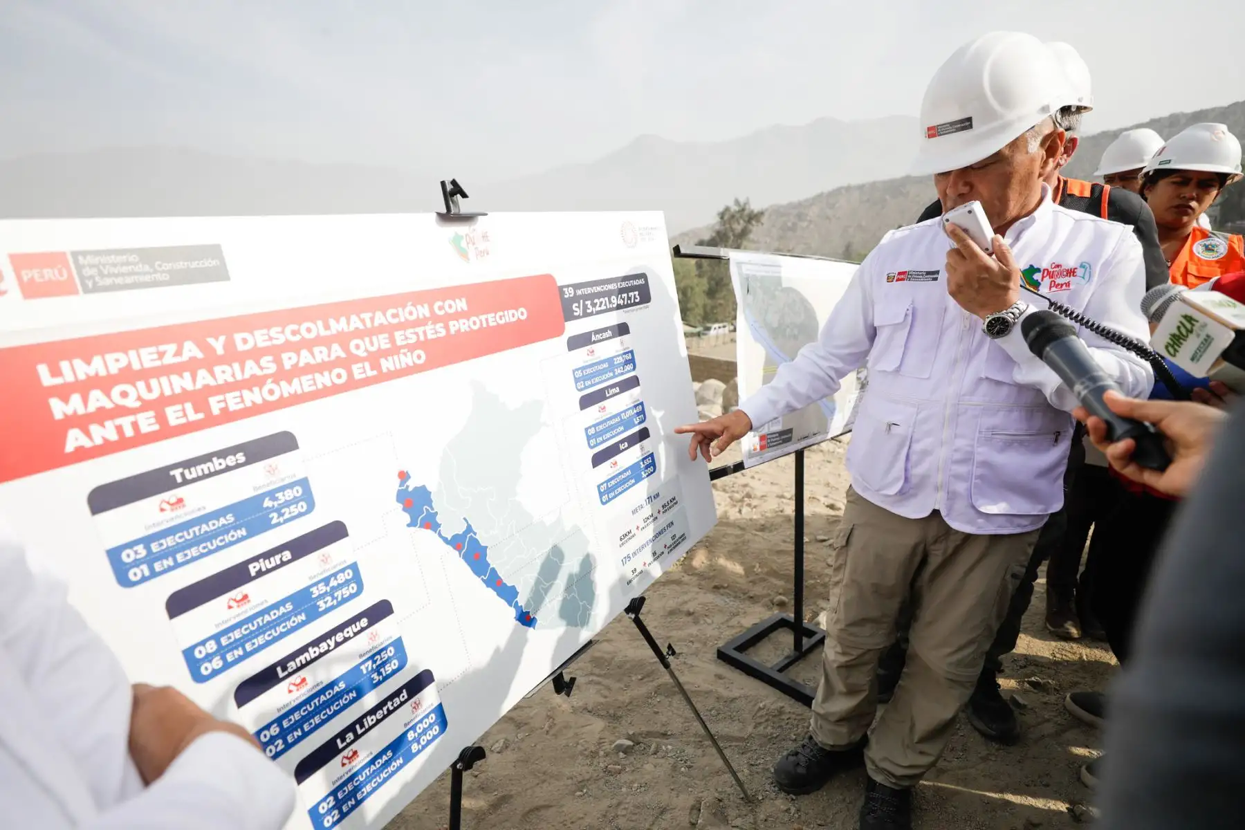 Ministerio de Vivienda inicia trabajos de limpieza y descolmatación en quebrada de Chaclacayo ante Fenómeno El Niño
Foto: Ministerio de Vivienda