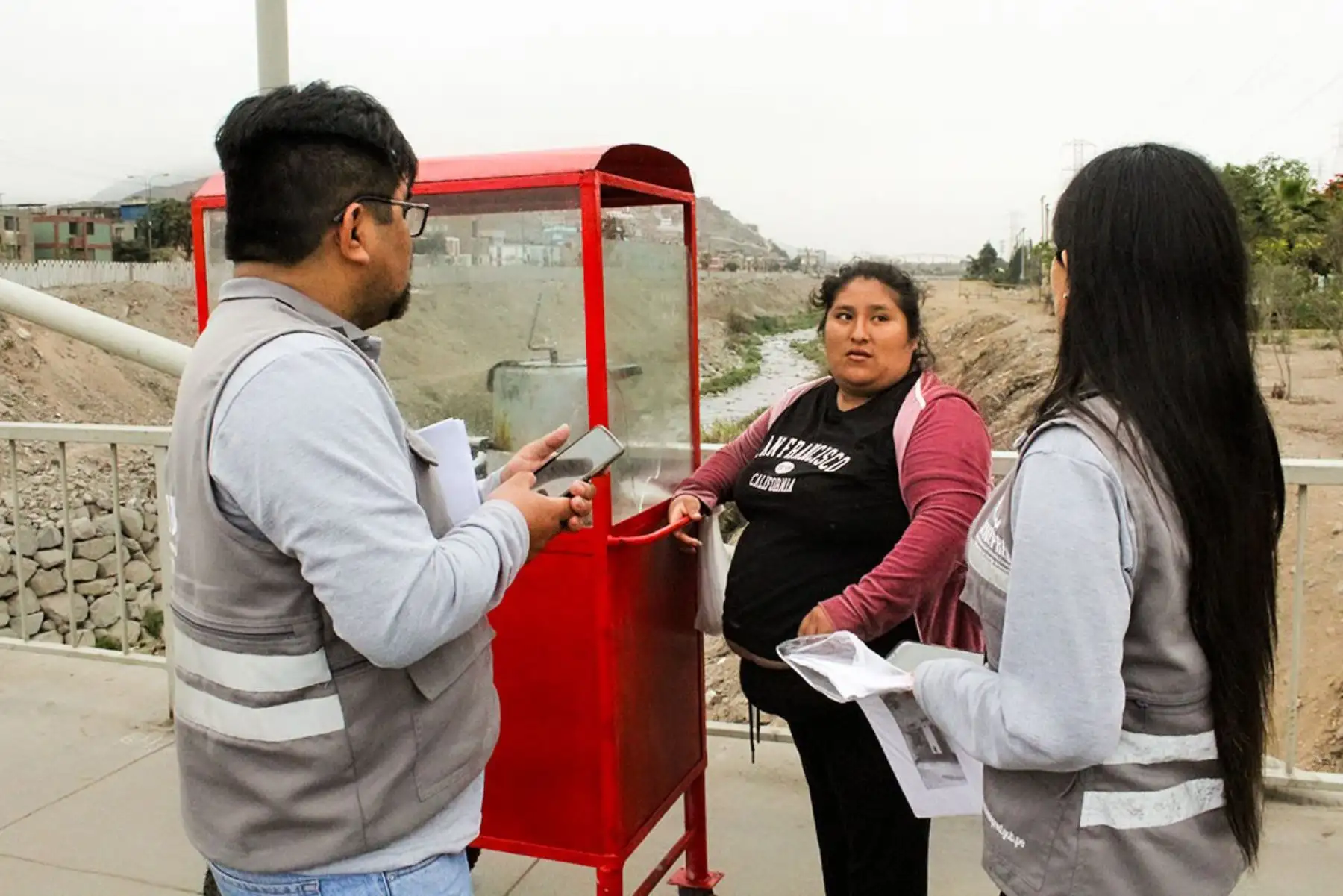 Por primera vez, encuestadores del Cenepred recaban la información a través del Sigrid Collect, una app móvil que permitirá contribuir a la generación de información primaria de detalle. Foto: ANDINA/Cenepred