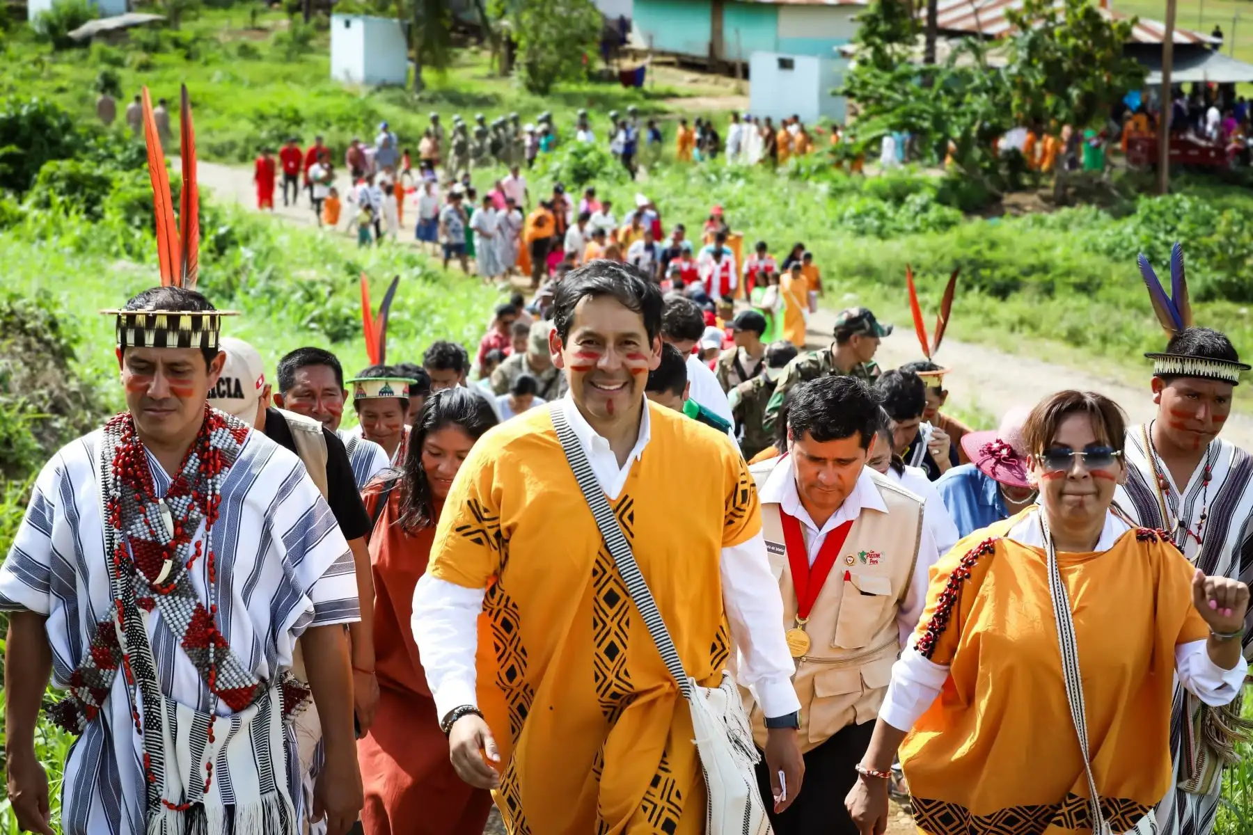 El titular del Ministerio de Desarrollo e Inclusión Social (Midis), Julio Demartini, inauguró el Tambo Tzomaveni, ubicado en la comunidad nativa del mismo nombre, distrito de Pangoa, provincia de Satipo (Junín), donde más de 2200 personas, principalmente asháninkas. Foto: Difusión