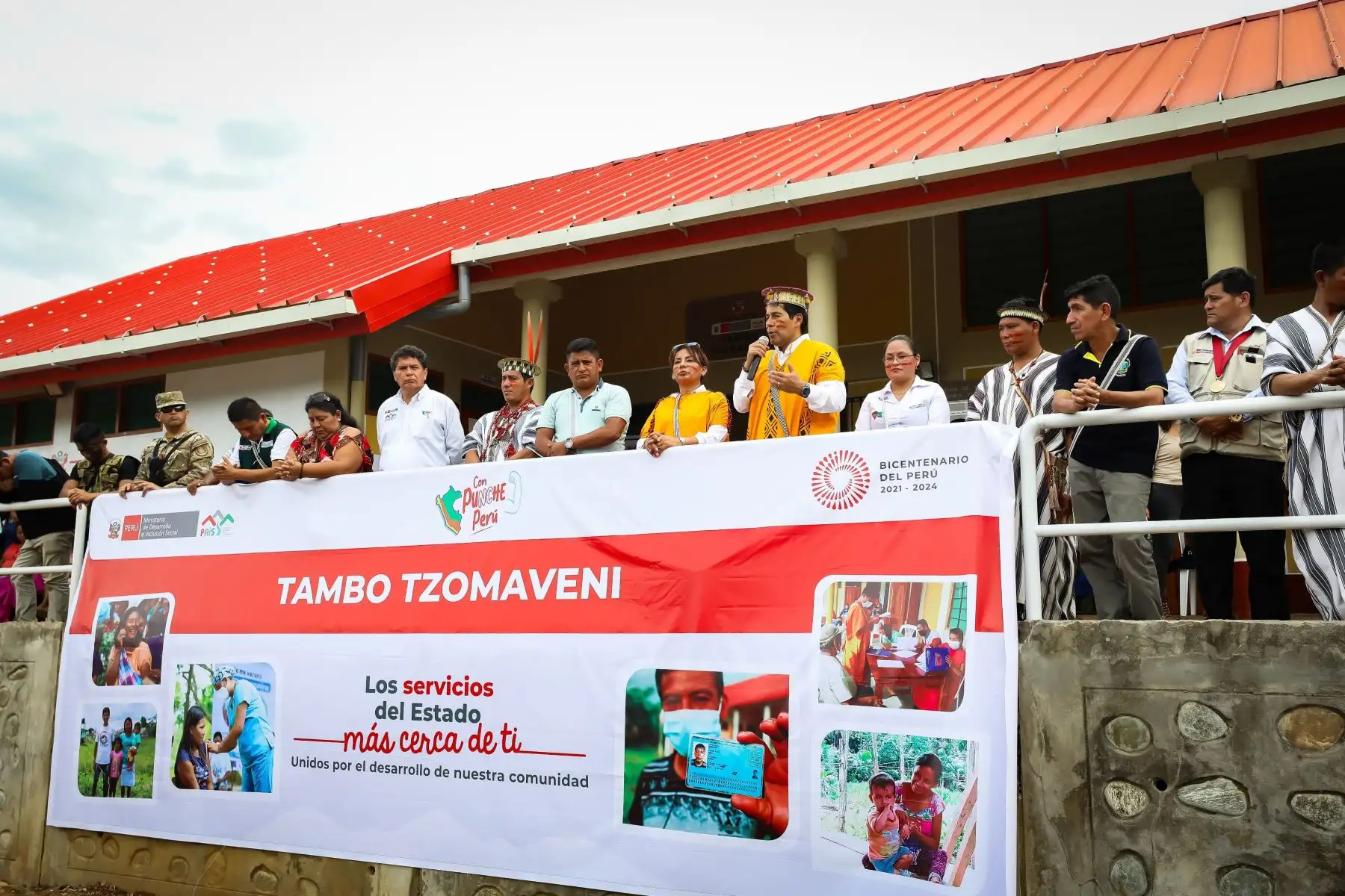 El titular del Ministerio de Desarrollo e Inclusión Social (Midis), Julio Demartini, inauguró el Tambo Tzomaveni, ubicado en la comunidad nativa del mismo nombre, distrito de Pangoa, provincia de Satipo (Junín), donde más de 2200 personas, principalmente asháninkas. Foto: Difusión