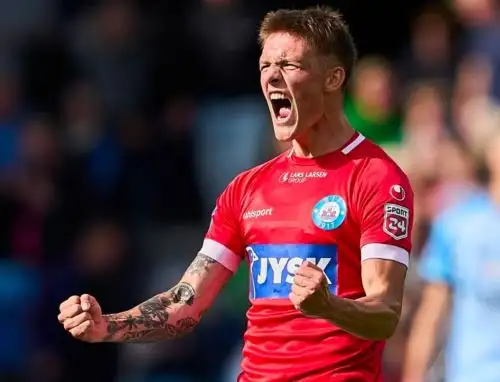 Oliver Sonne sigue sumando goles con su club en Dinamarca
