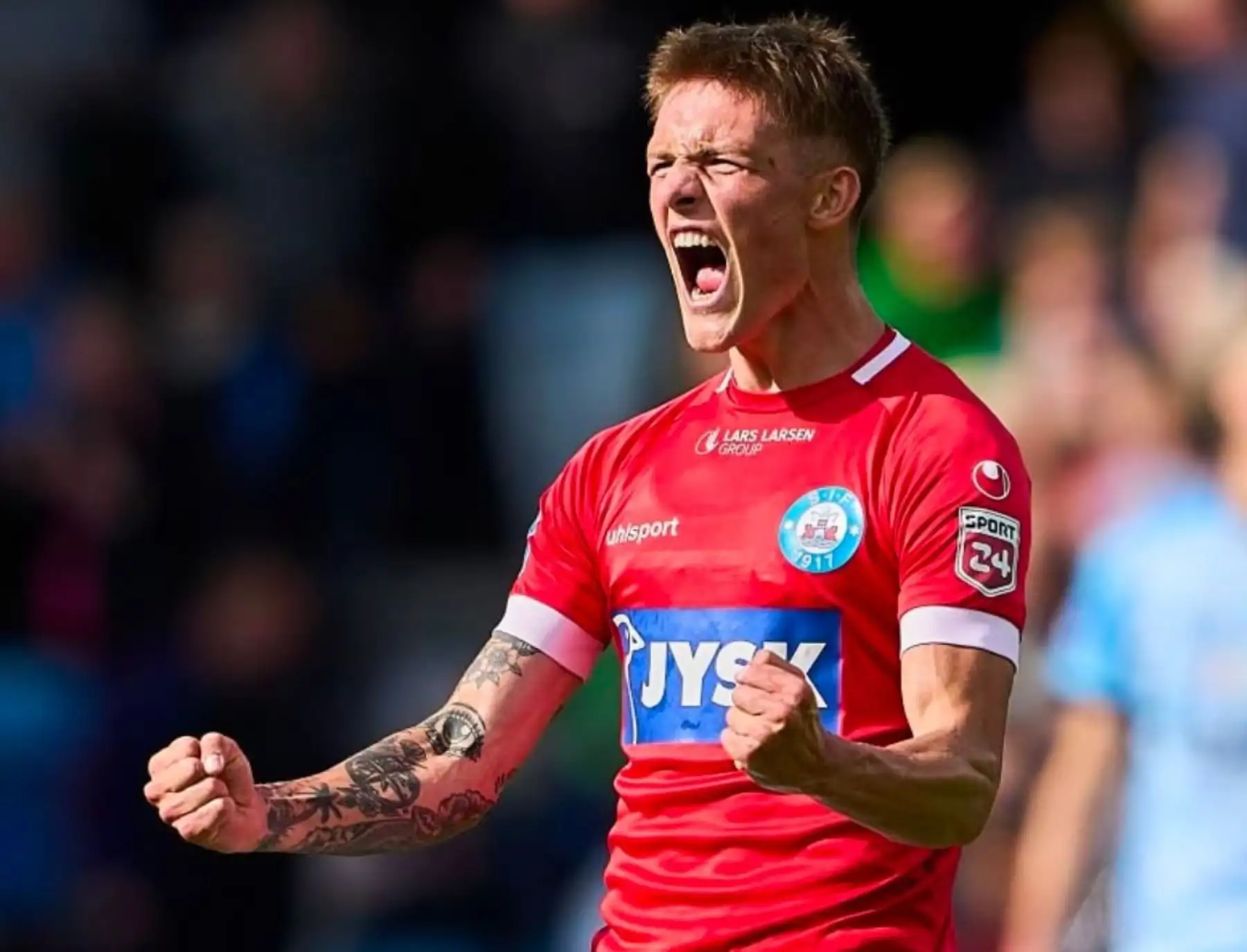 Oliver Sonne sigue sumando goles con su club en Dinamarca