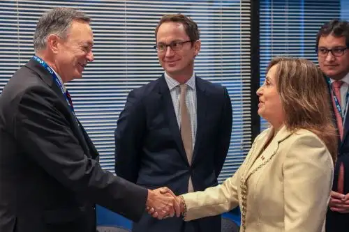 Reunión entre la Presidenta y los empresarios se efectuó en la sede del BID. ANDINA/Prensa Presidencia