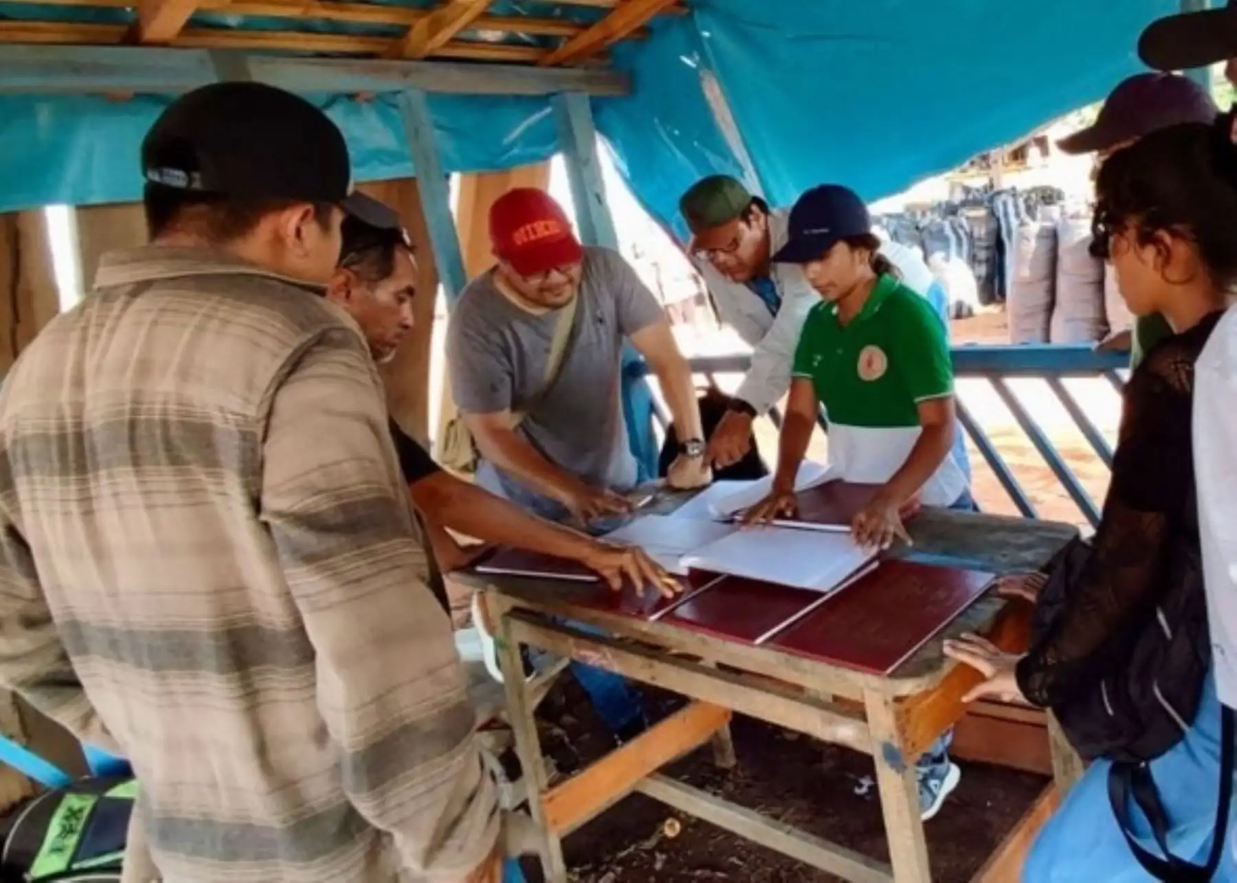 Serfor y Gore de Loreto y Ucayali asesoran a los centro de transformación primaria