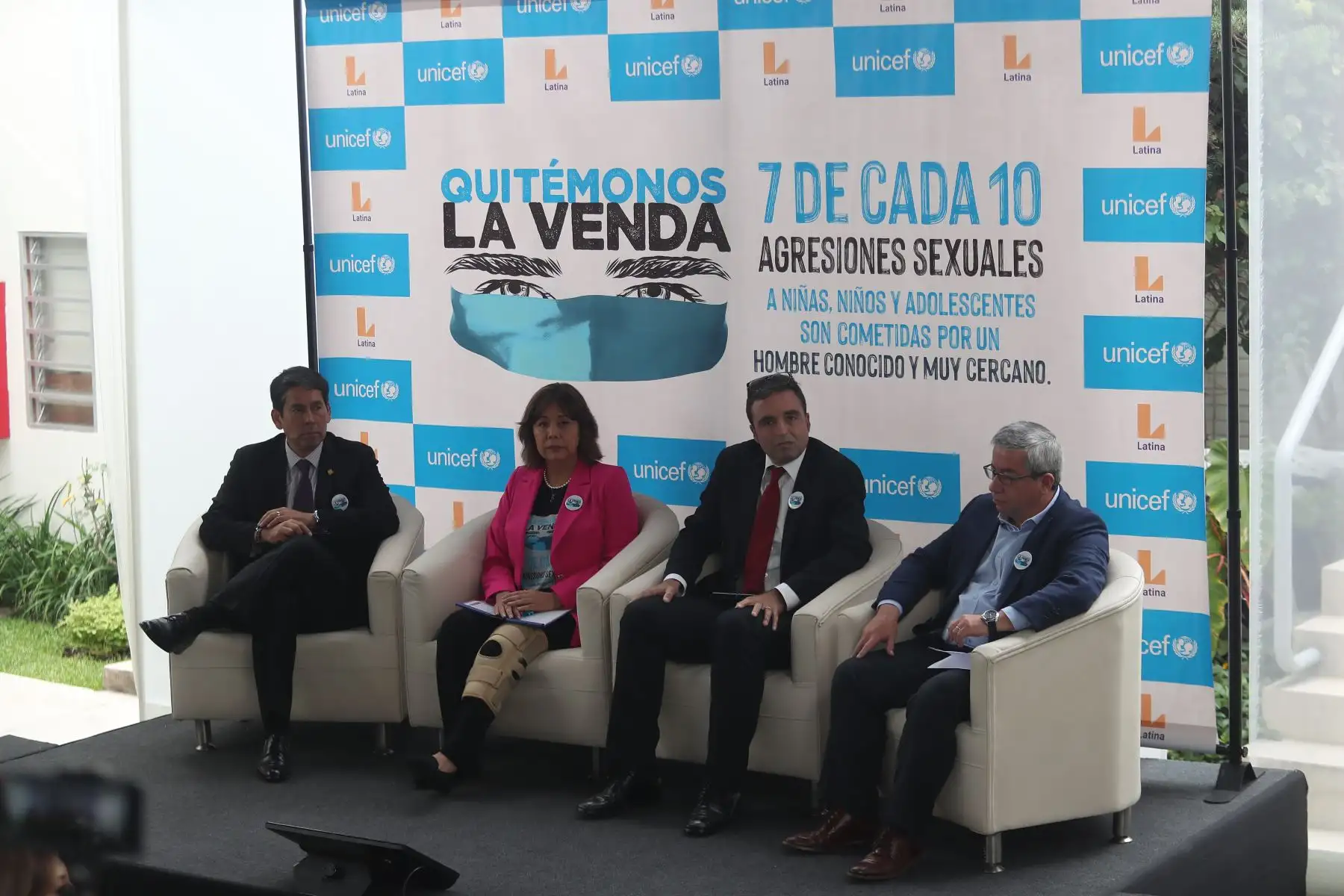En la presentación estuvo el representante de UNICEF, Javier Álvarez y de los Ministros de la Mujer y Poblaciones Vulnerables, Nancy Tolentino y de Desarrollo e inclusión Social, Julio Demartini.   Foto: ANDINA/Ricardo Cuba