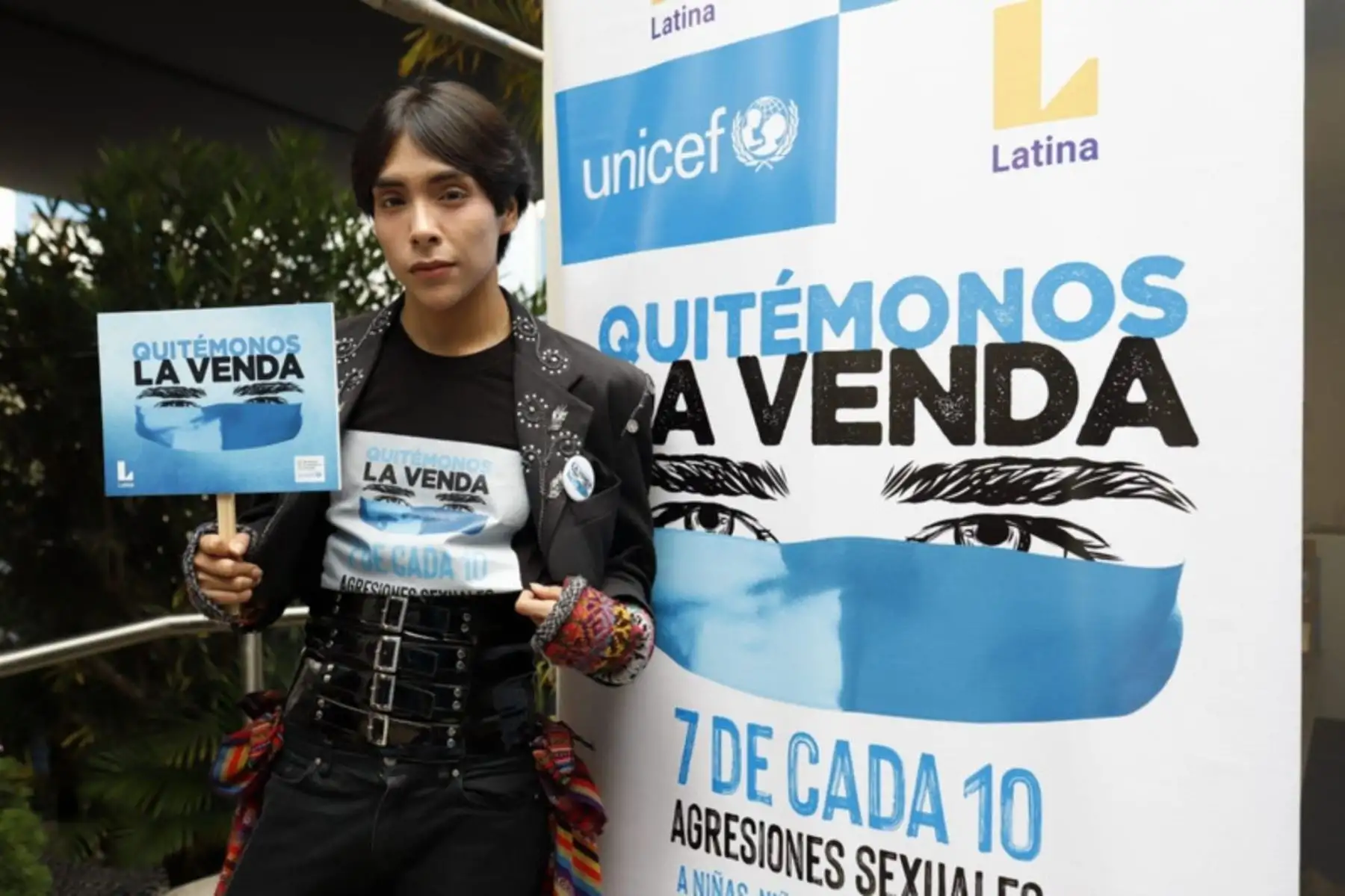 Lenin músico de q pop estuvo presente en la campaña de UNICEF en contra del Abuso sexual que sufren niños niñas y adolescentes . Foto: UNICEF
