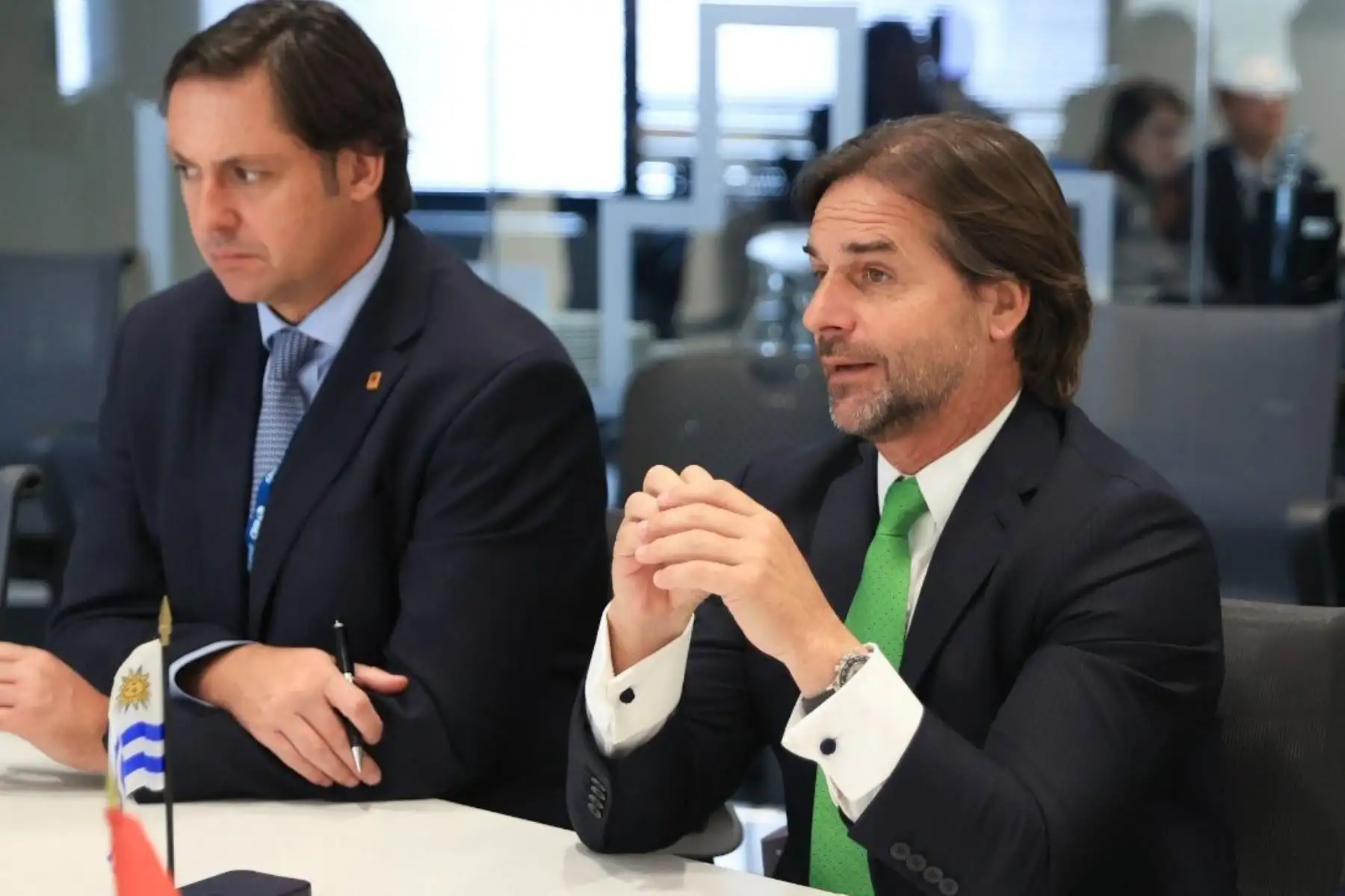 Desde los EE.UU., la presidenta de la República, Dina Boluarte se reunió con el presidente de la República Oriental del Uruguay, Luis Lacalle, a quien invitó a visitar nuestro país para trabajar y fortalecer la relación bilateral. Foto: ANDINA/Prensa Presidencia