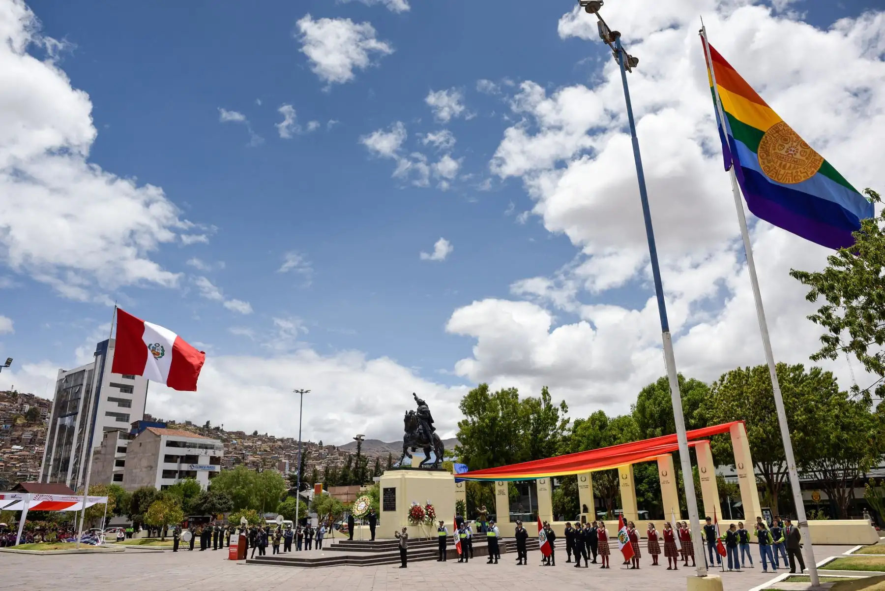 Las provincias y los distritos tupacamaristas de Cusco conmemoraron el aniversario 243 del histórico levantamiento de Túpac Amaru II y Micaela Bastidas contra la dominación española.
Foto: Bicentenario 2024