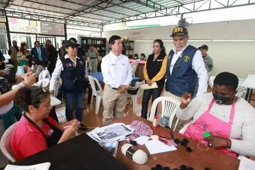 Eduardo Arana, ministro de Justicia, visitó hoy el penal de mujeres de Chorrillos. Foto: ANDINA/difusión.